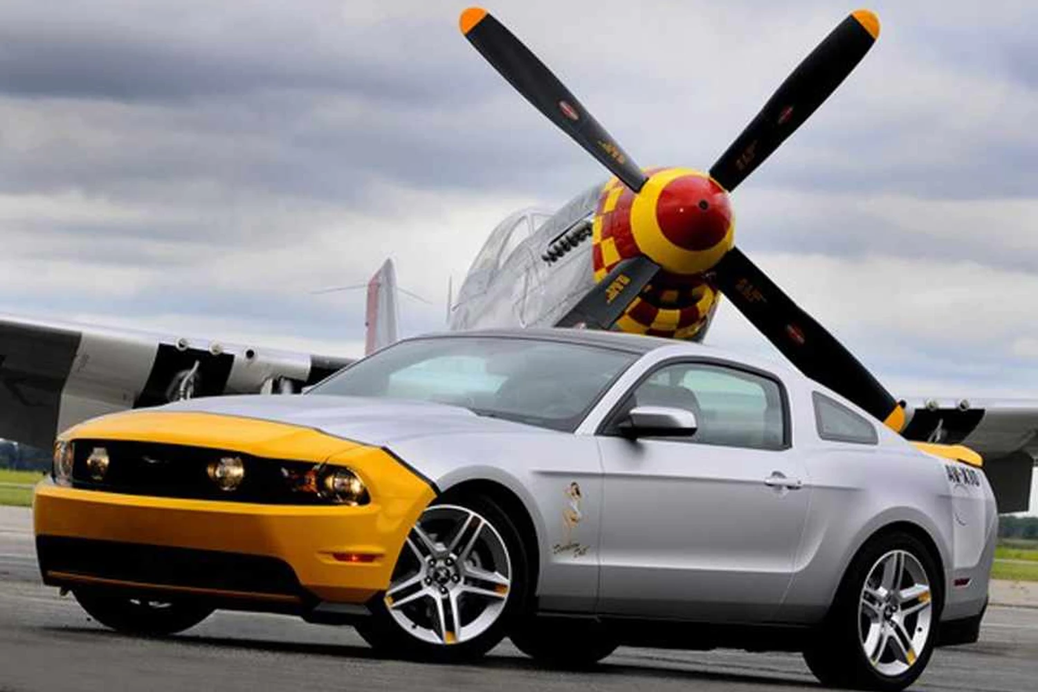 Encontro de Mustangs em Oskhosh