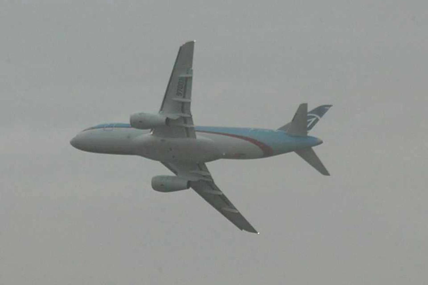 Sukhoi Superjet 100