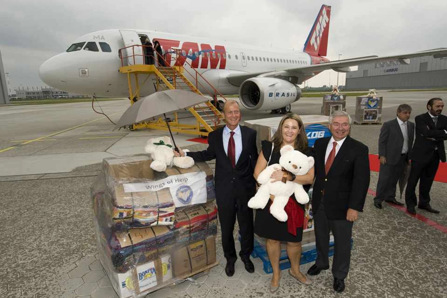 Um Airbus A319 da TAM foi o 4 000&ordm; jato da fam&iacute;lia A320 entregue (Airbus)