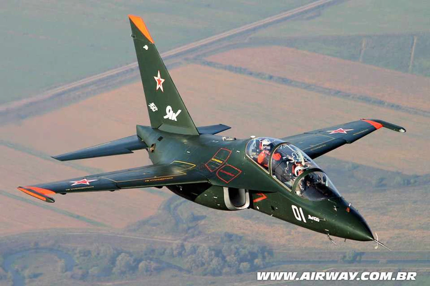 Síria deve receber nove Yak-130 da Rússia ainda em 2014