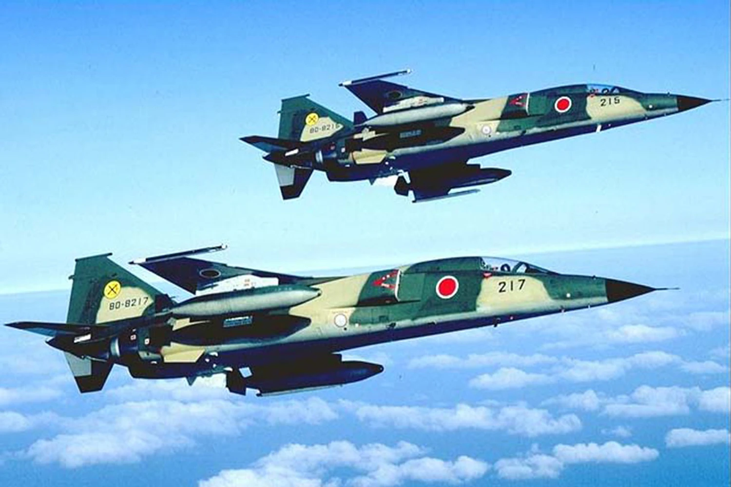 O Mitsubishi F-1 era um avião de apoio próximo e de ataque marítimo