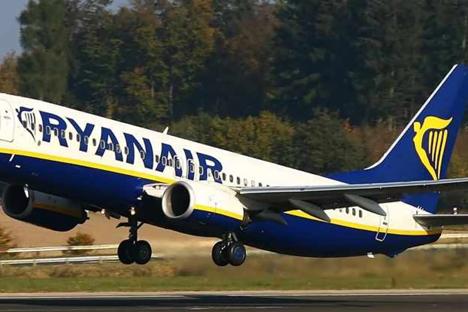 A Ryanair já pensou em transportar passageiros de pé. A ideia, porém, não foi autorizada