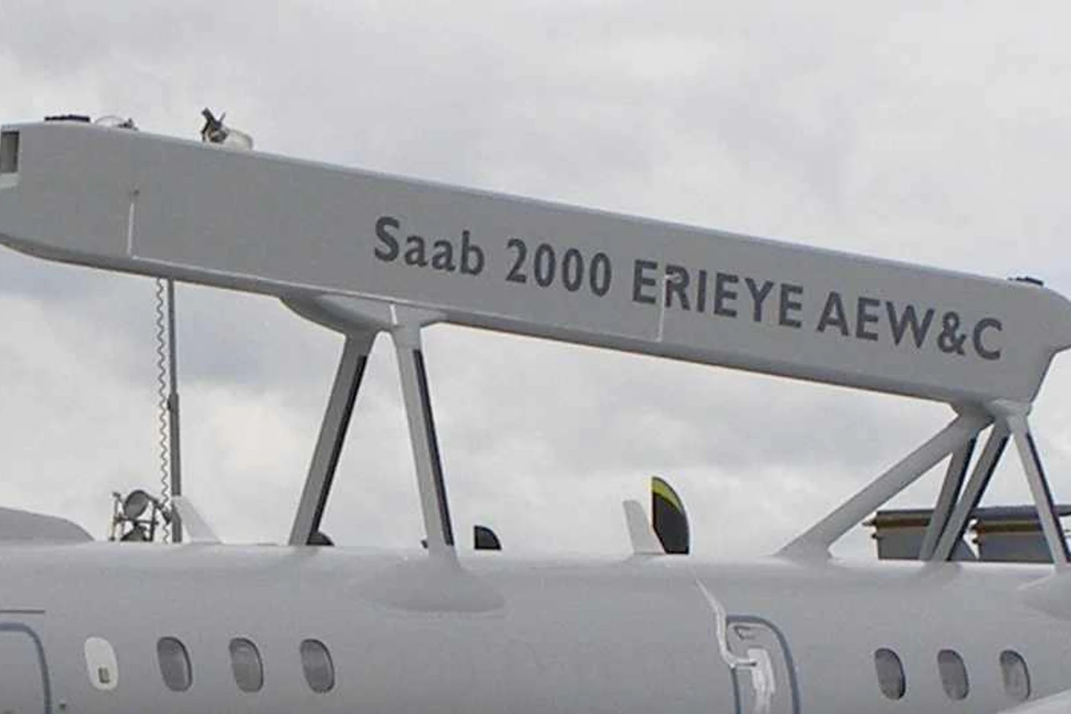 O radar SAAB Erieye possui 192 módulos auto-direcionáveis em seu interior