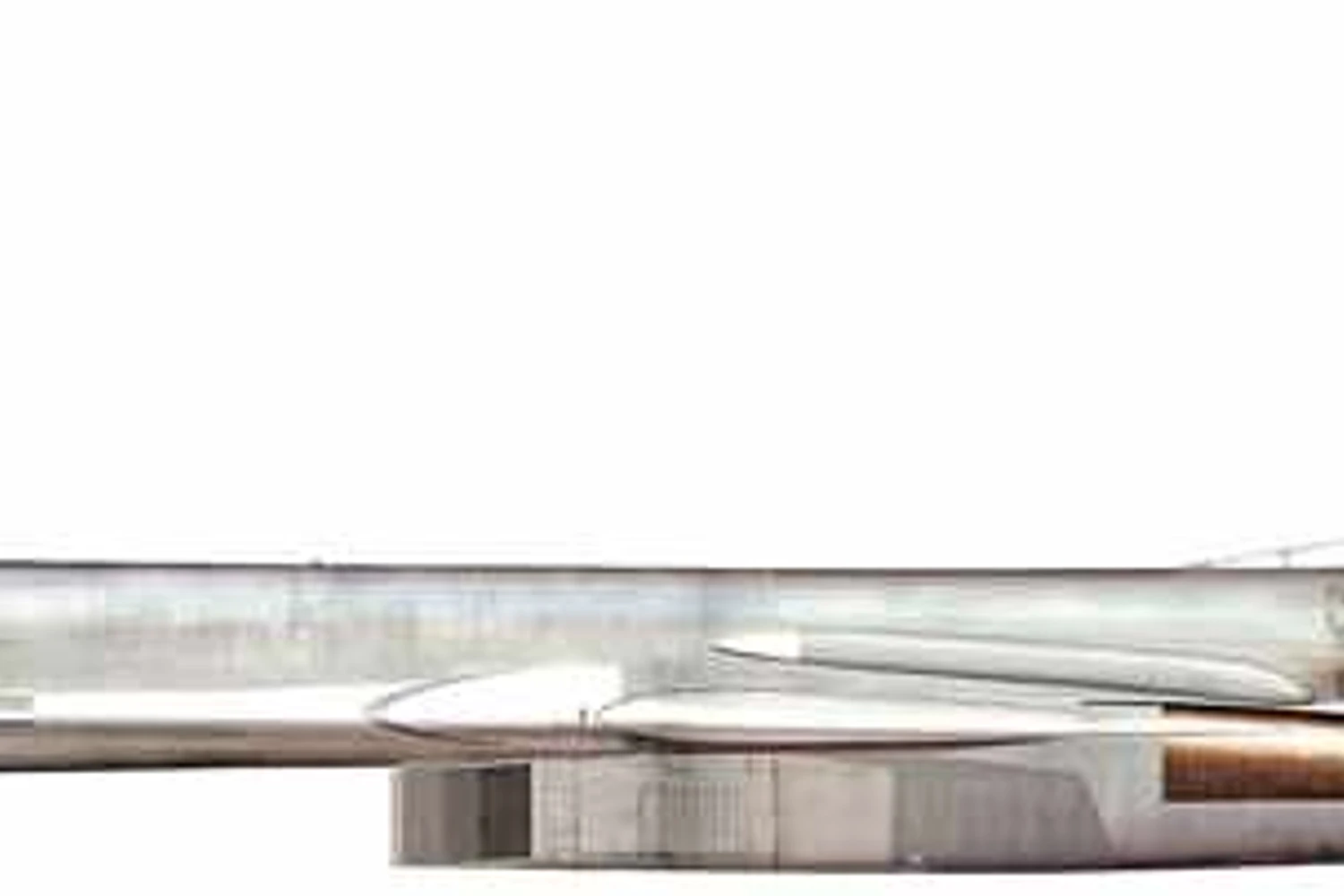 O Tu-160 é o avião militar mais pesado da história, com 275 mil kg.