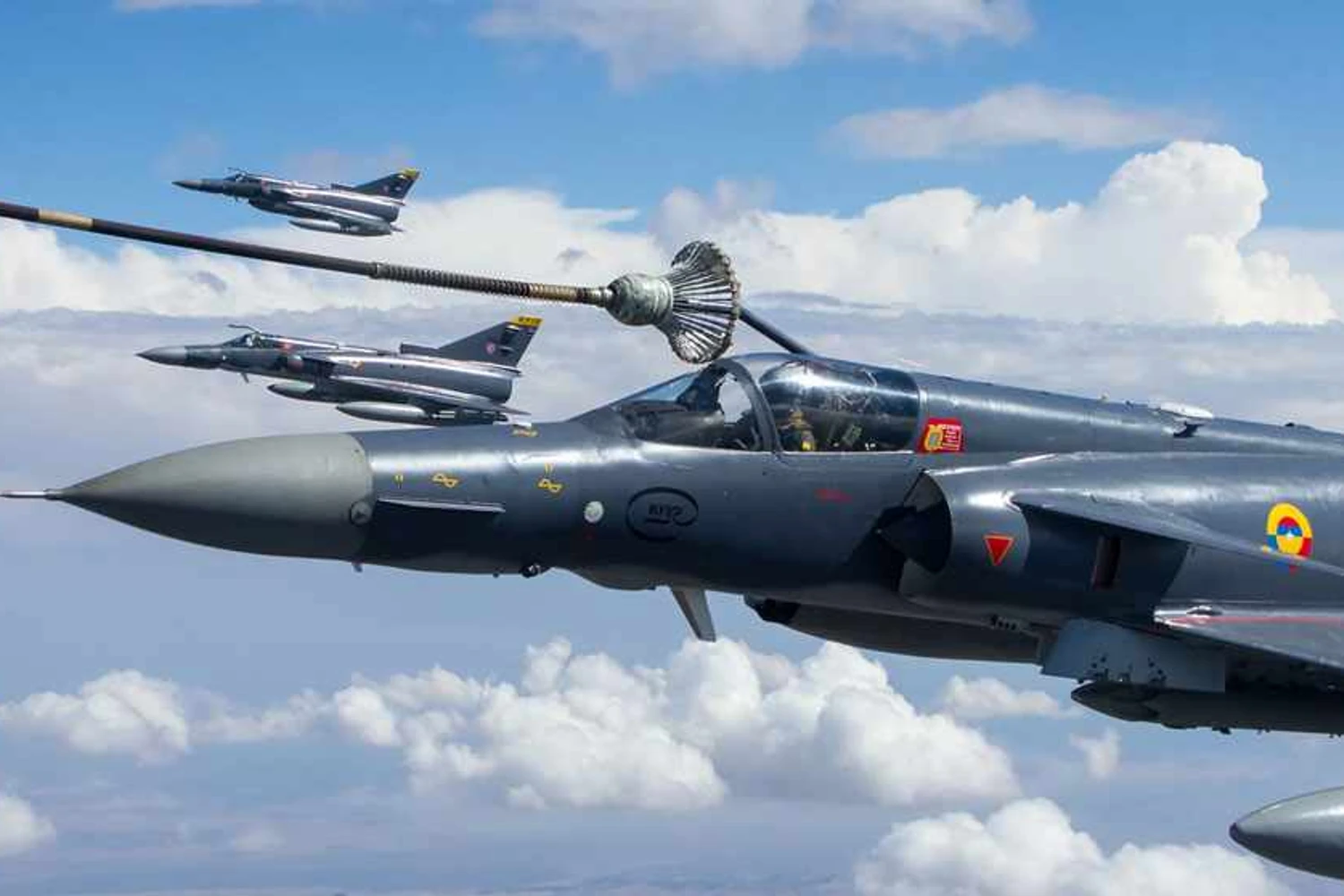 A Força Aérea da Colômbia é um dos últimos operadores do caça israelense Kfir (Foto – FAC)