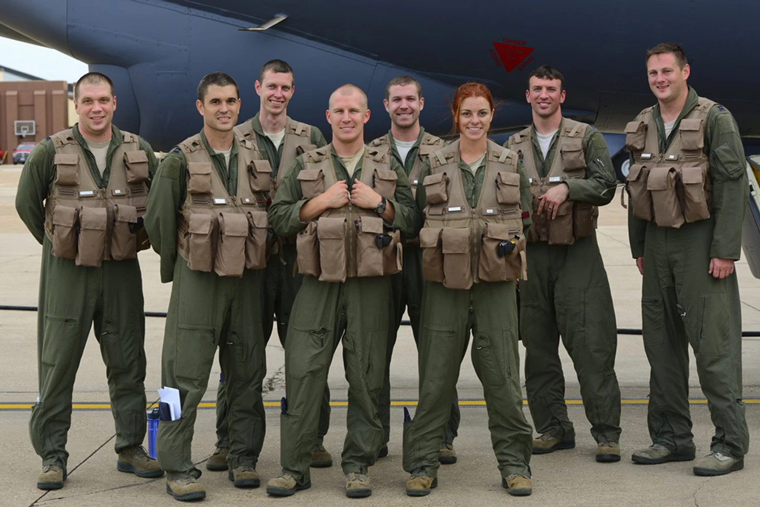Uma comandante mulher participou do recorde do B-52 (Foto - USAF)