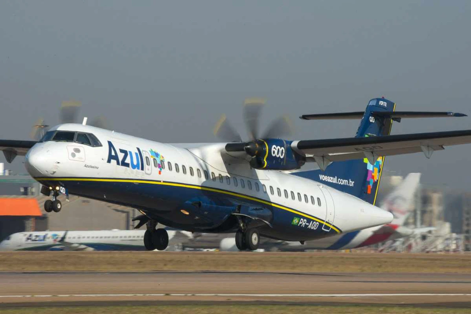 Azul reduz frota do turbo-hélice ATR-72