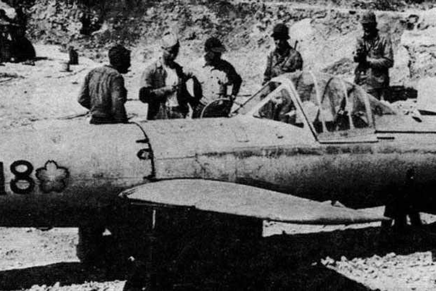 O Japão construiu mais de 800 exemplares da Ohka; muitos acabaram capturados após a guerra