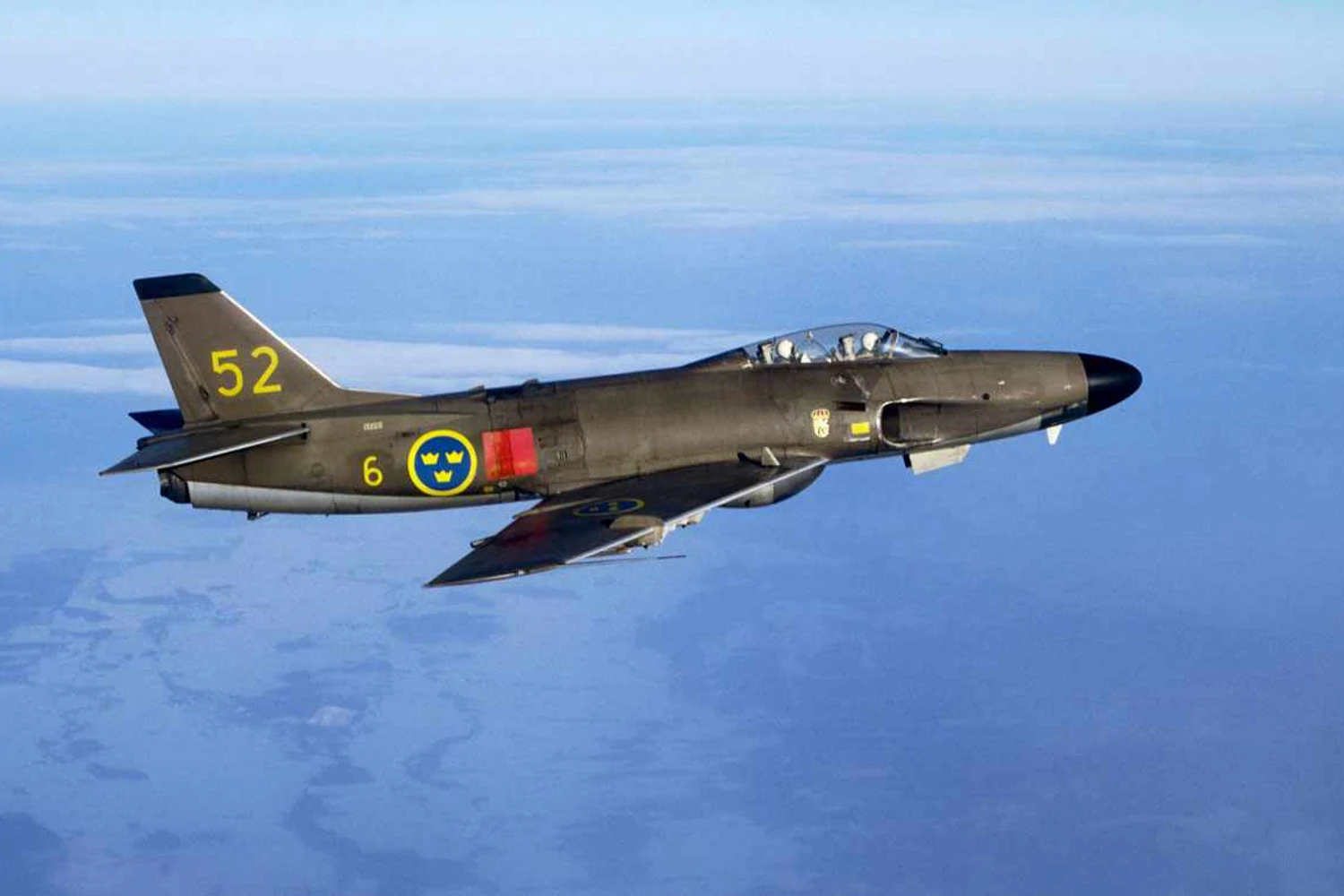 O Lansen, lançado em 1952, podia alcançar até 1.125 km/h e voar por 3.220 km (Força Aérea da Suécia)