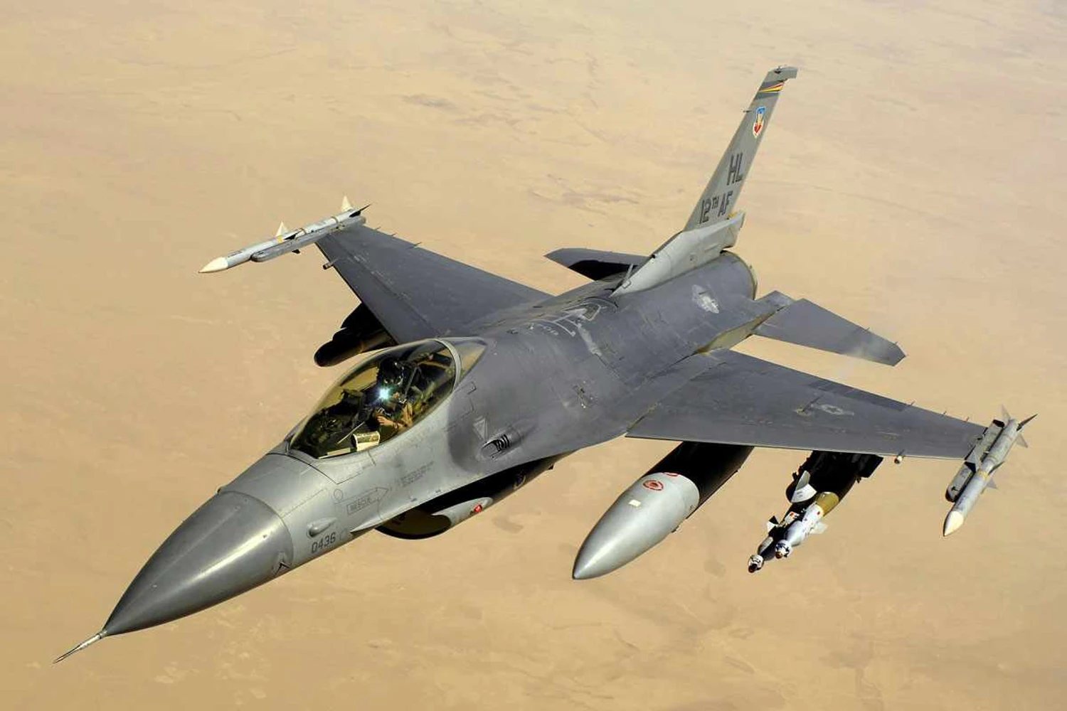 O F-16 foi utilizado pelos EUA em combate da Guerra do Golfo contra o Iraque, em 1991 (USAF)