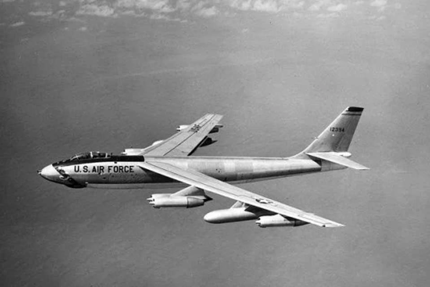 Um B-47 caiu no Mar Mediterrâneo com duas bombas nucleares e nunca foi encontrado (USAF)