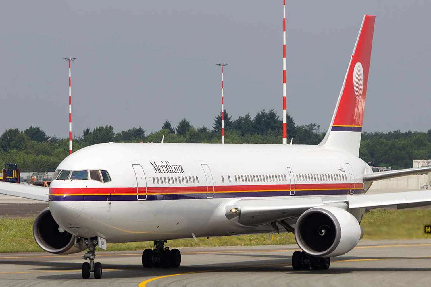 A Meridiana Fly é outra empresa europeia que opera somente no nordeste (Mediana Fly)