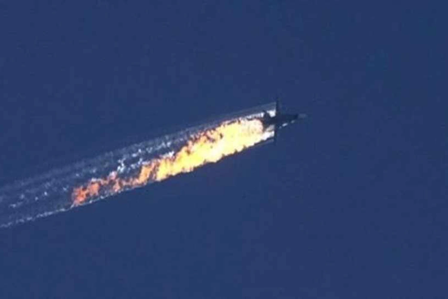 O avião russo foi derrubado por um míssil disparado por um caça F-16 turco (Agência Anadolu)