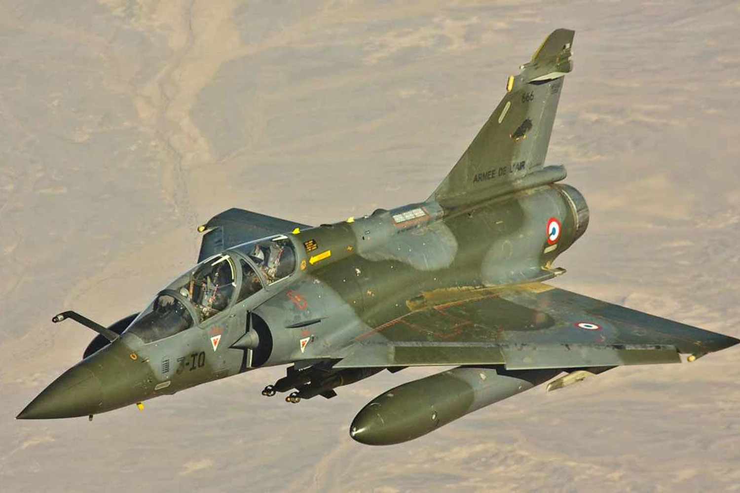 O caça Mirage 2000, já utilizado no Brasil, pode voar a mais de 2.300 km/h (Armee de l