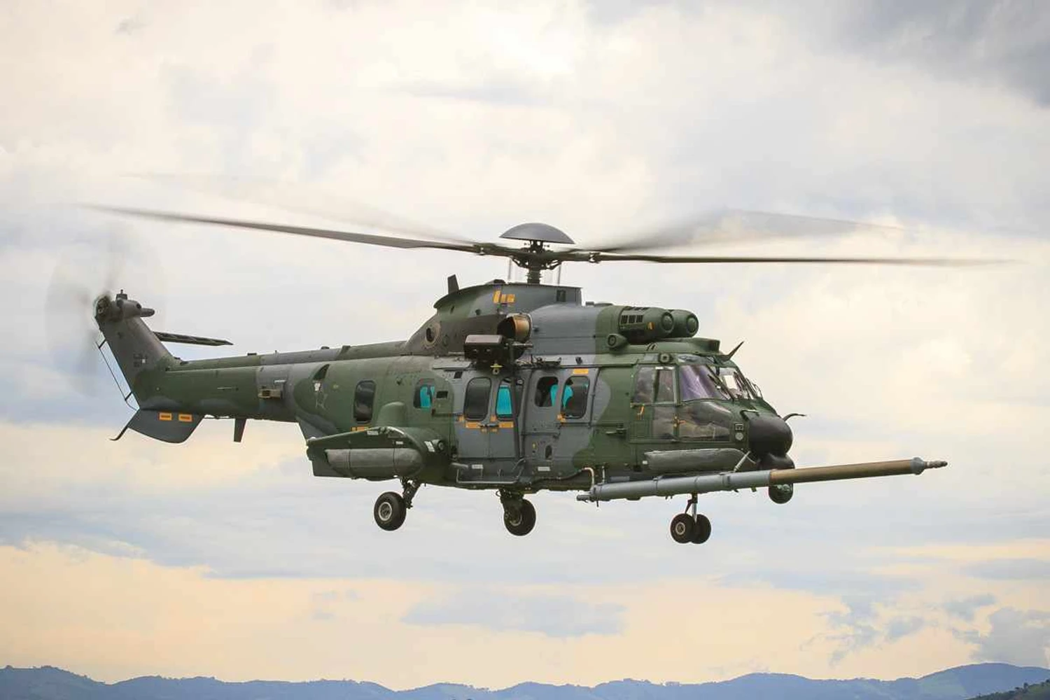 A FAB recebeu o primeiro H-36 com sonda de reabastecimento aéreo em 2015 (FAB)