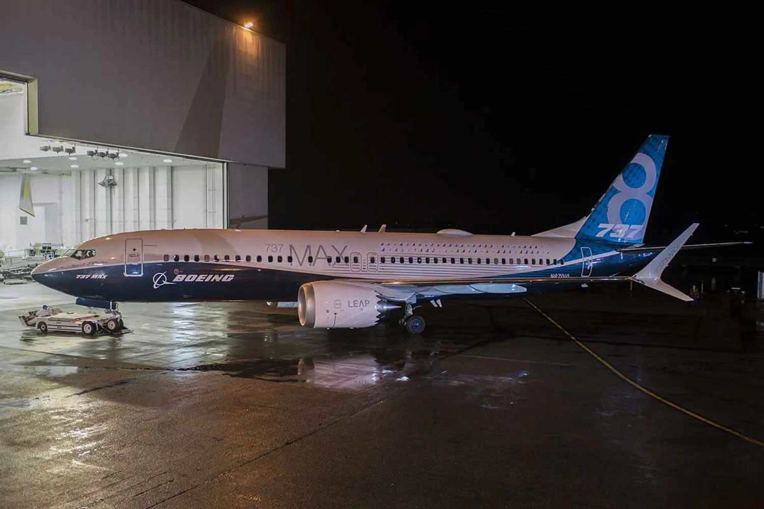 Boeing apresenta nova geração do jato 737