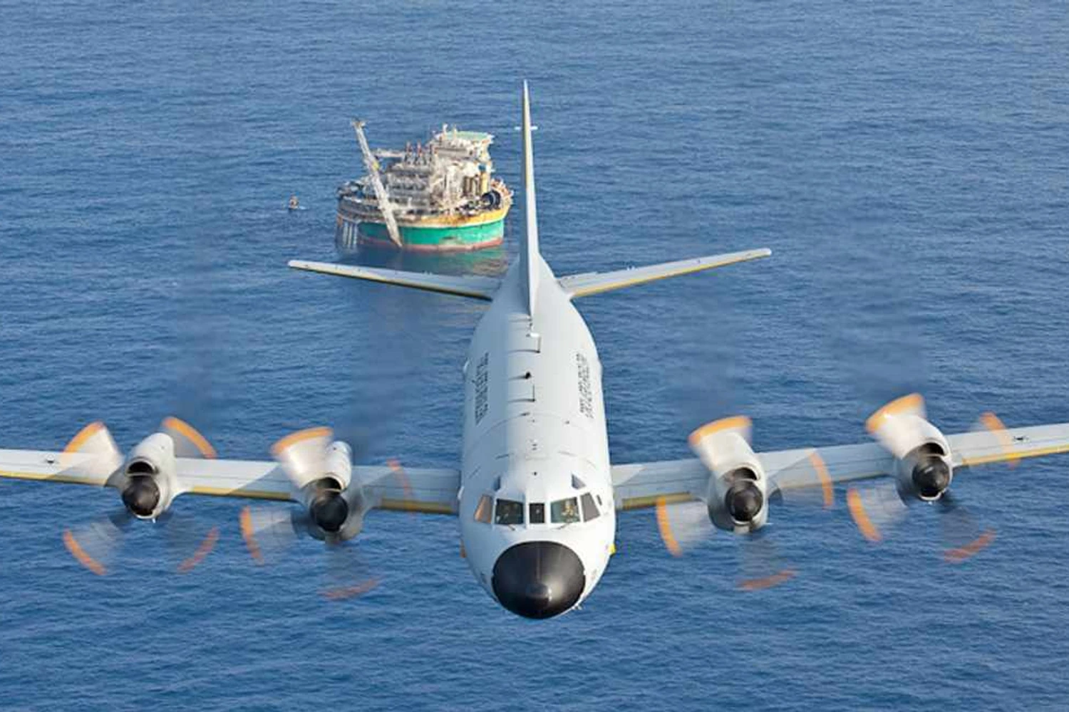O P-3 Orion, apesar da idade, continua sendo um dos melhores aviões de patrulha marítima (FAB)