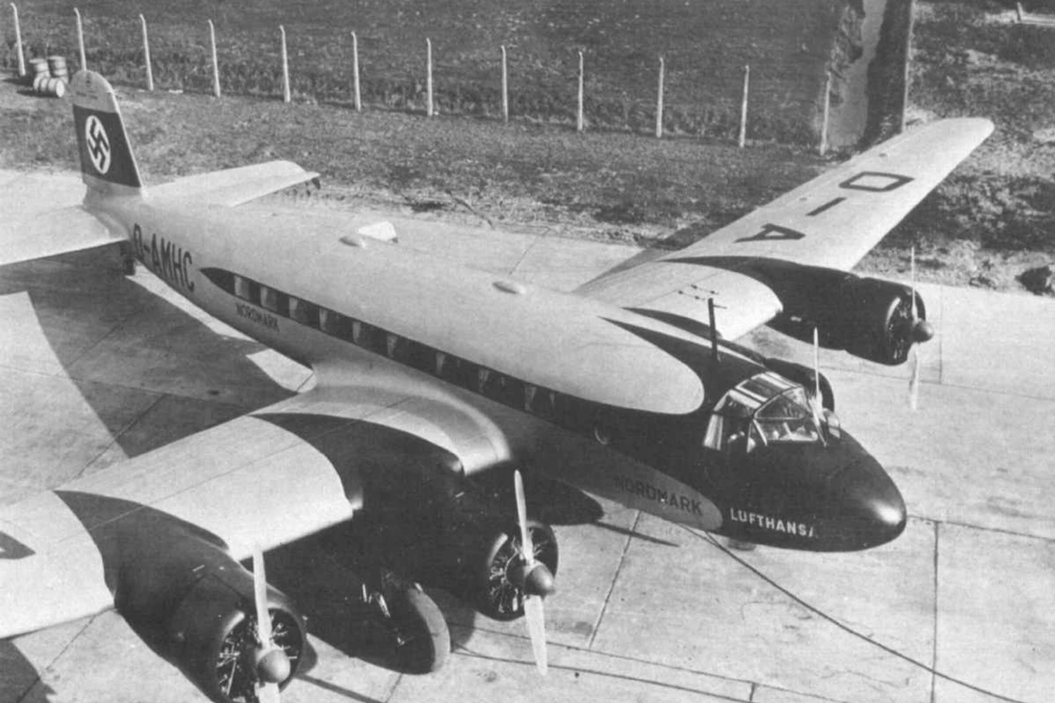 A companhia alemã Lufthansa foi o principal operador do Condor na versão comercial (Domínio Público)