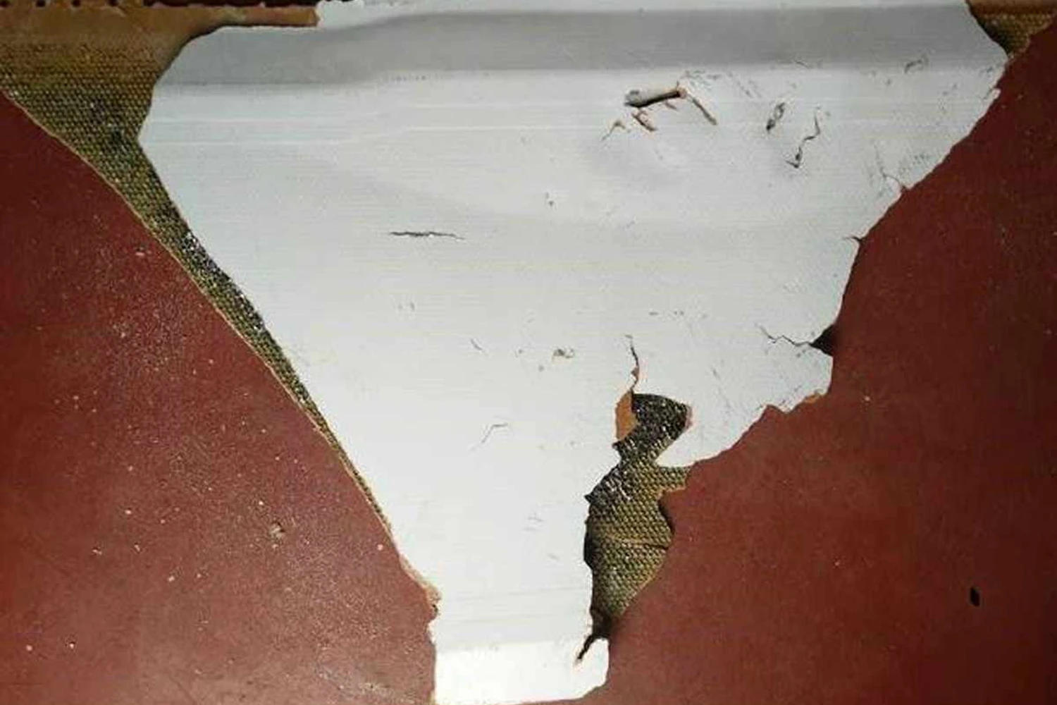 Autoridades acreditam que a peça faz parte do estabilizador horizontal (reprodução/News.com.au)
