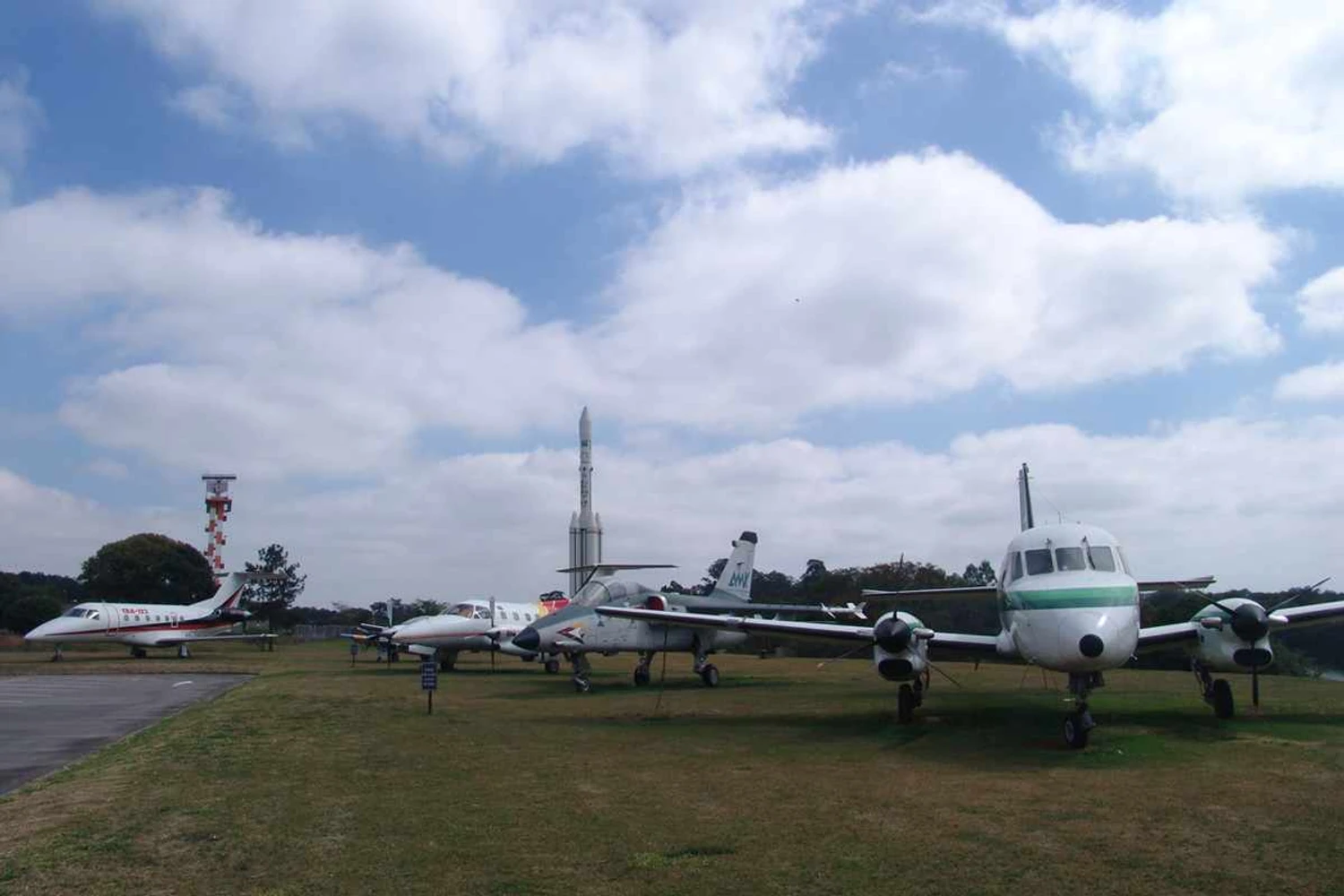 Conhecendo o Memorial Aeroespacial Brasileiro