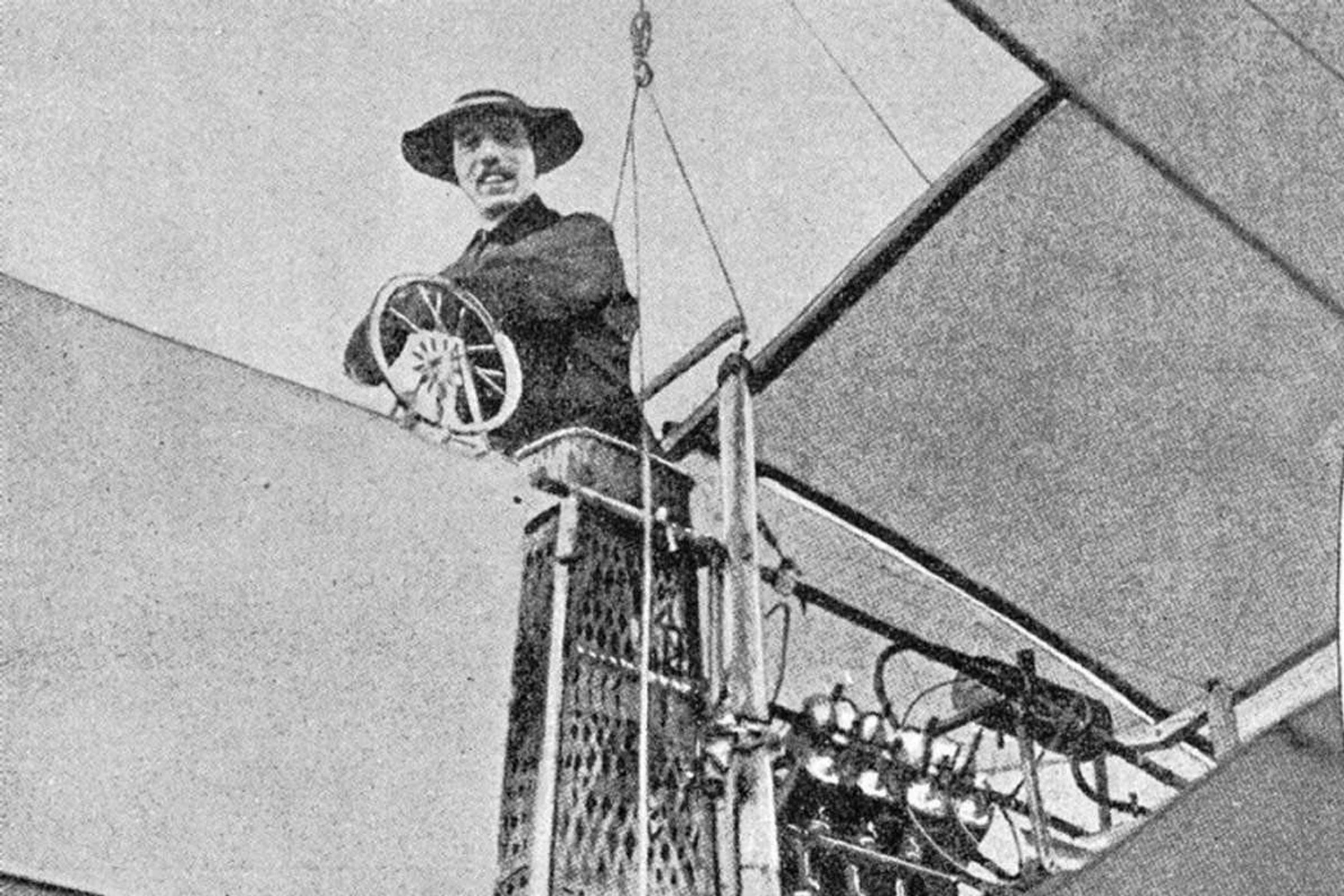 O avião e sua múltipla paternidade