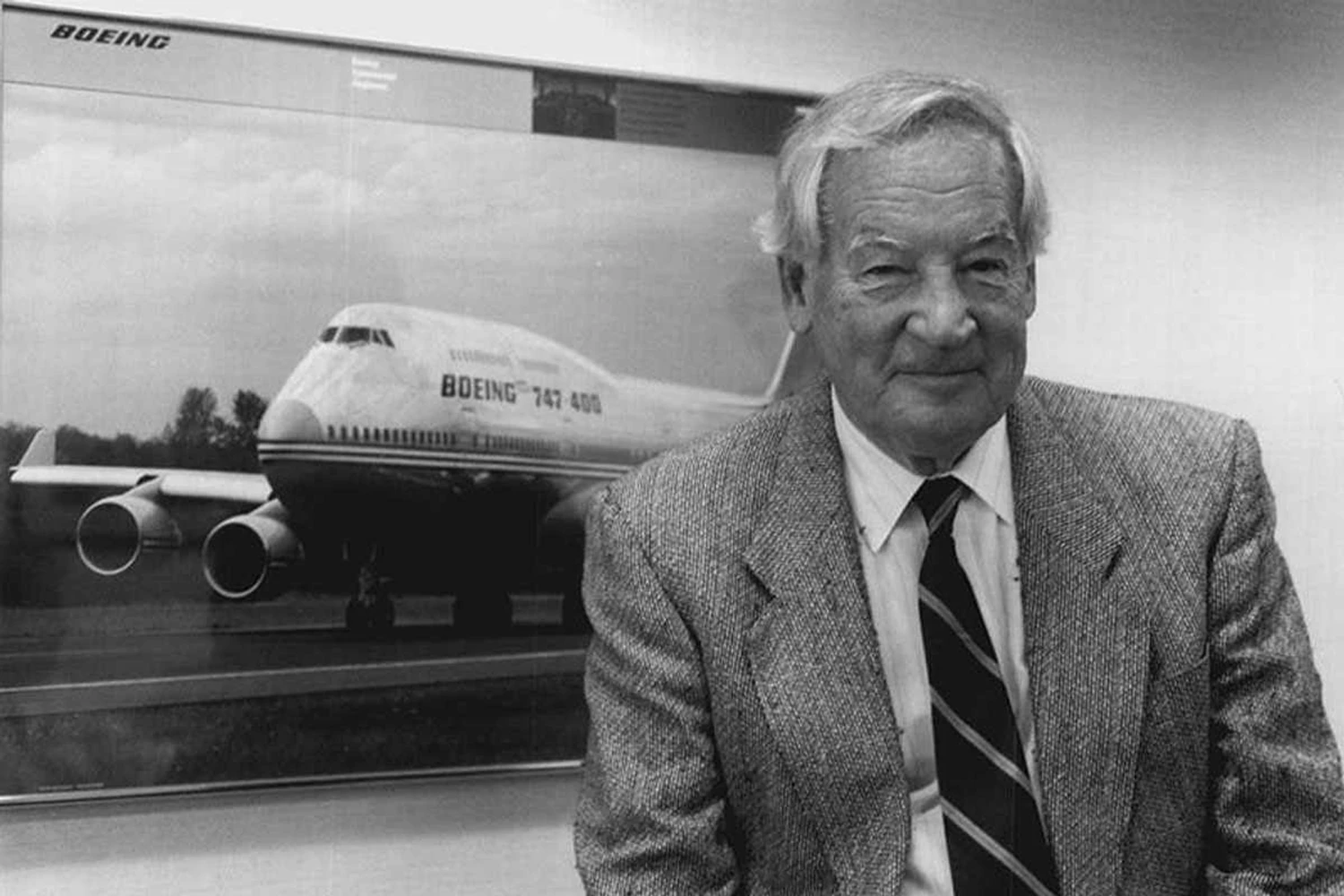 Joe Sutter, "pai" do Boeing 747, morre aos 95 anos