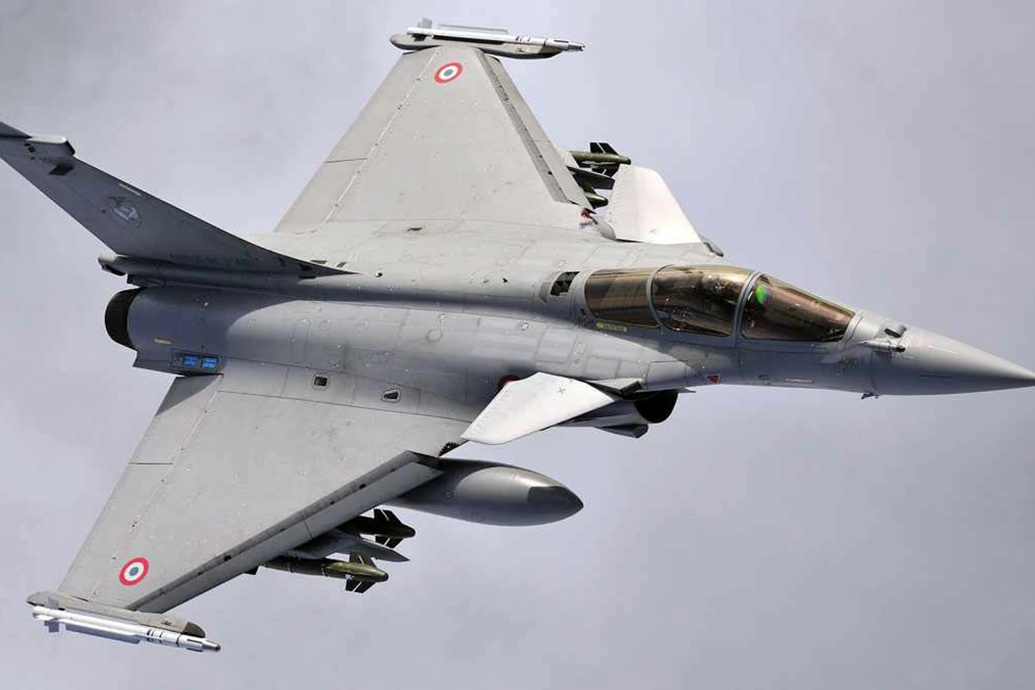 Dassault segue empenhada em vender caças Rafale para a Colômbia