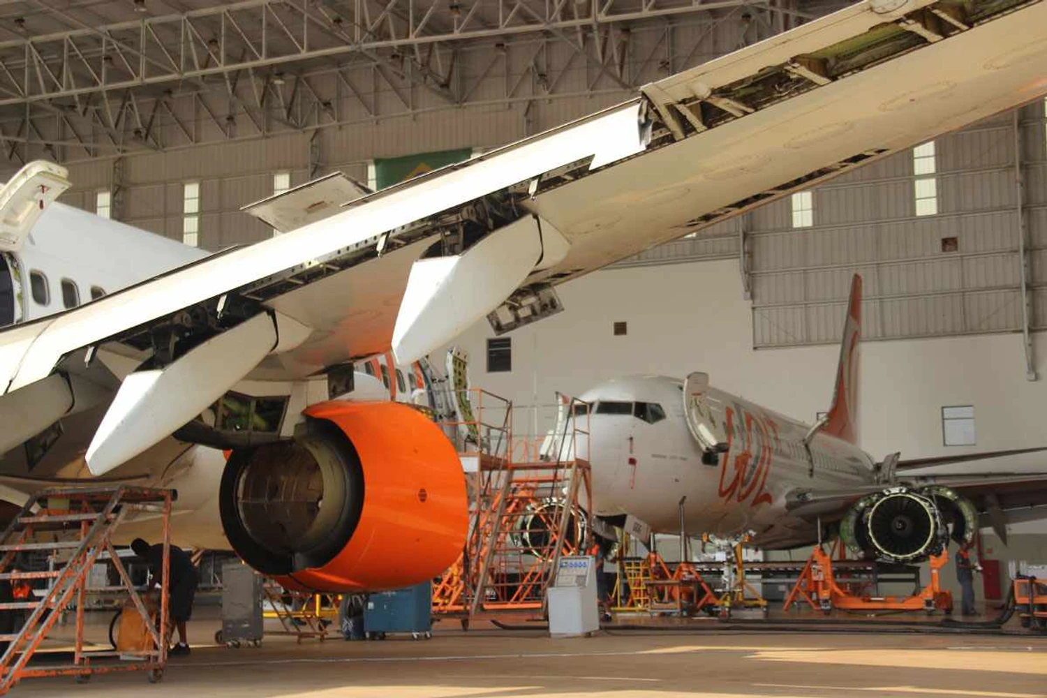 Centro de manutenção de aviões da Gol completa 10 anos