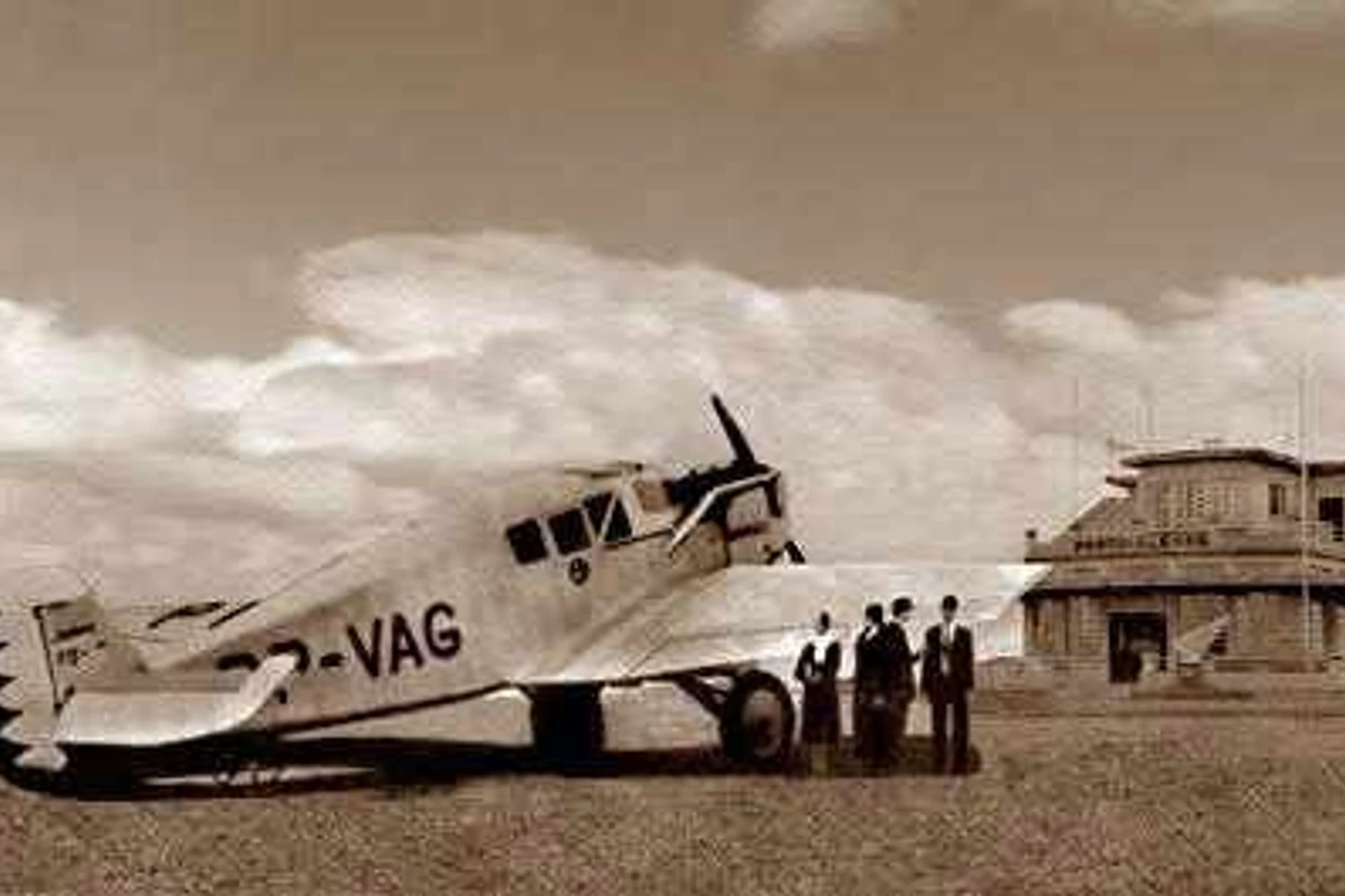O Junkers F13 foi um dos primeiros aviões da Varig, ainda na década de 1920 (Domínio Público)