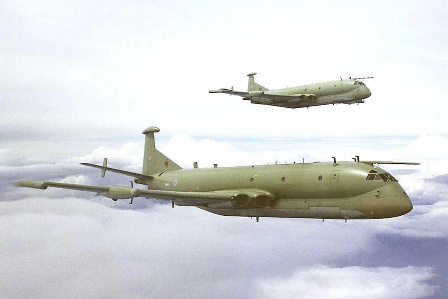 O Nimrod continuou na ativa muitos anos após a aposentaria do Comet na aviação comercial (RAF)