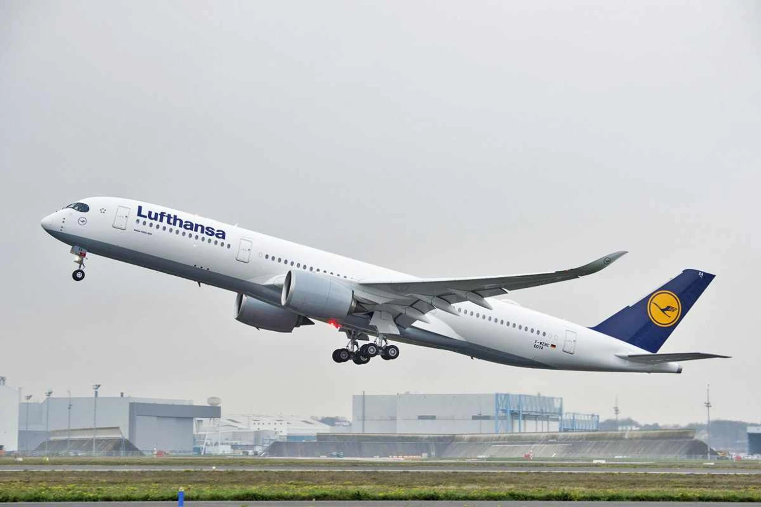 Lufthansa recebe primeiro Airbus A350