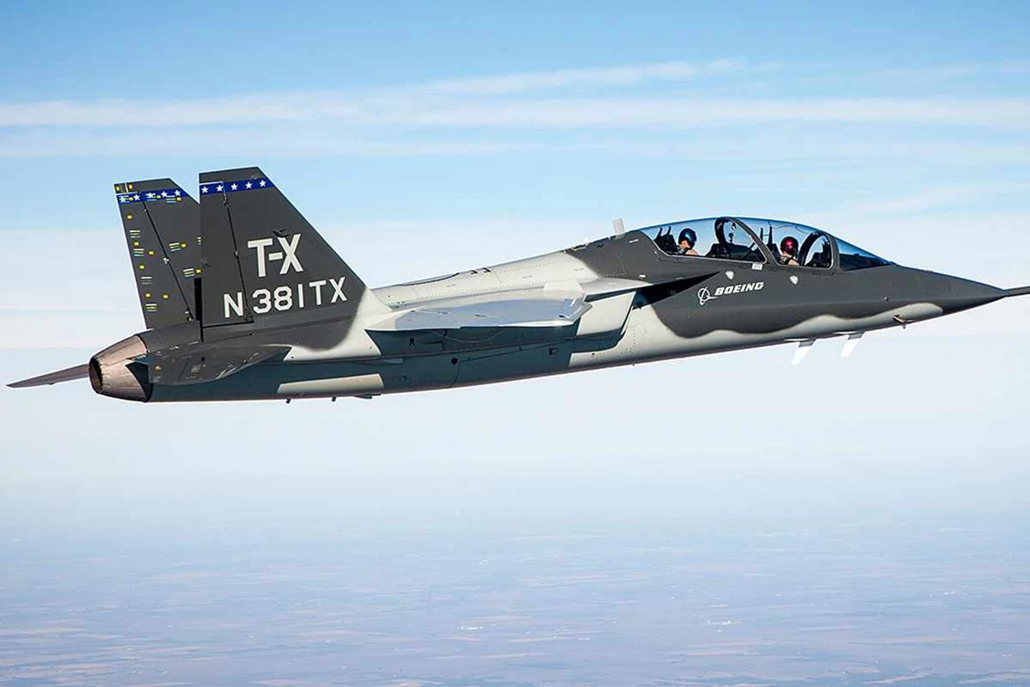 Boeing T-X, desenvolvido em parceria com a Saab