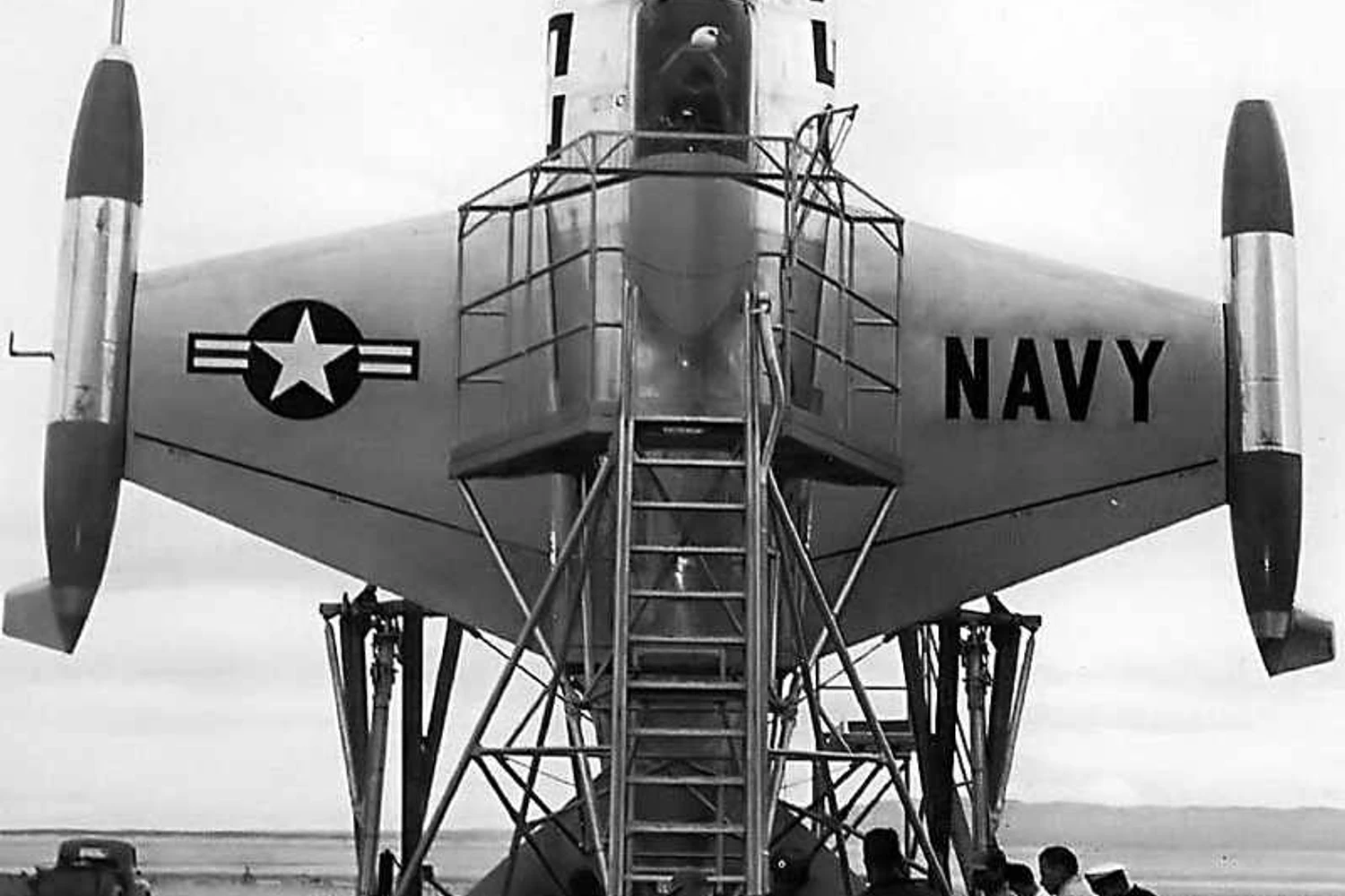 Marinha dos EUA queriam um avião portátil para seus navios (US Navy)