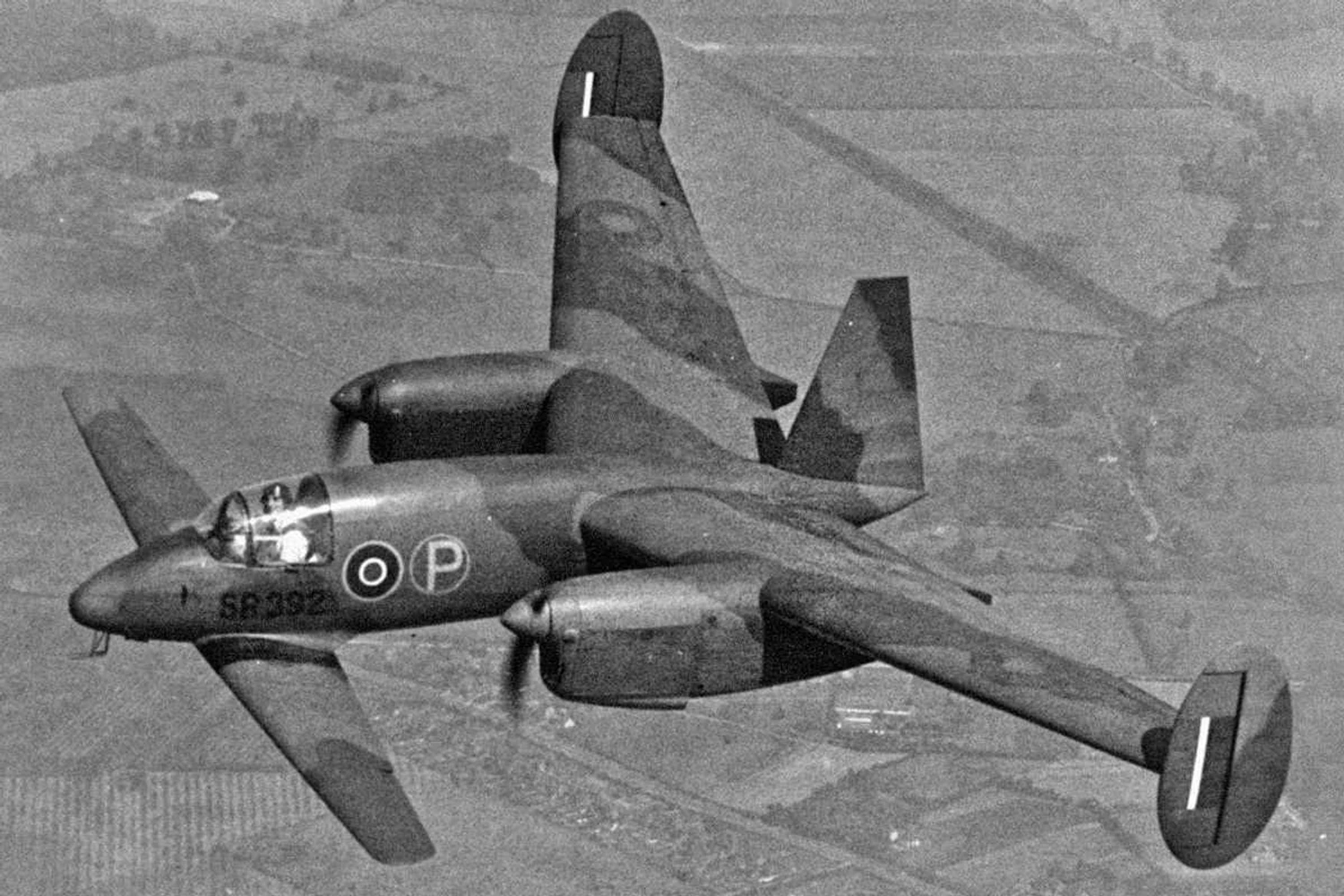 Miles M.39B Libellula, uma proposta mais prática de caça embarcado (Domínio Público)