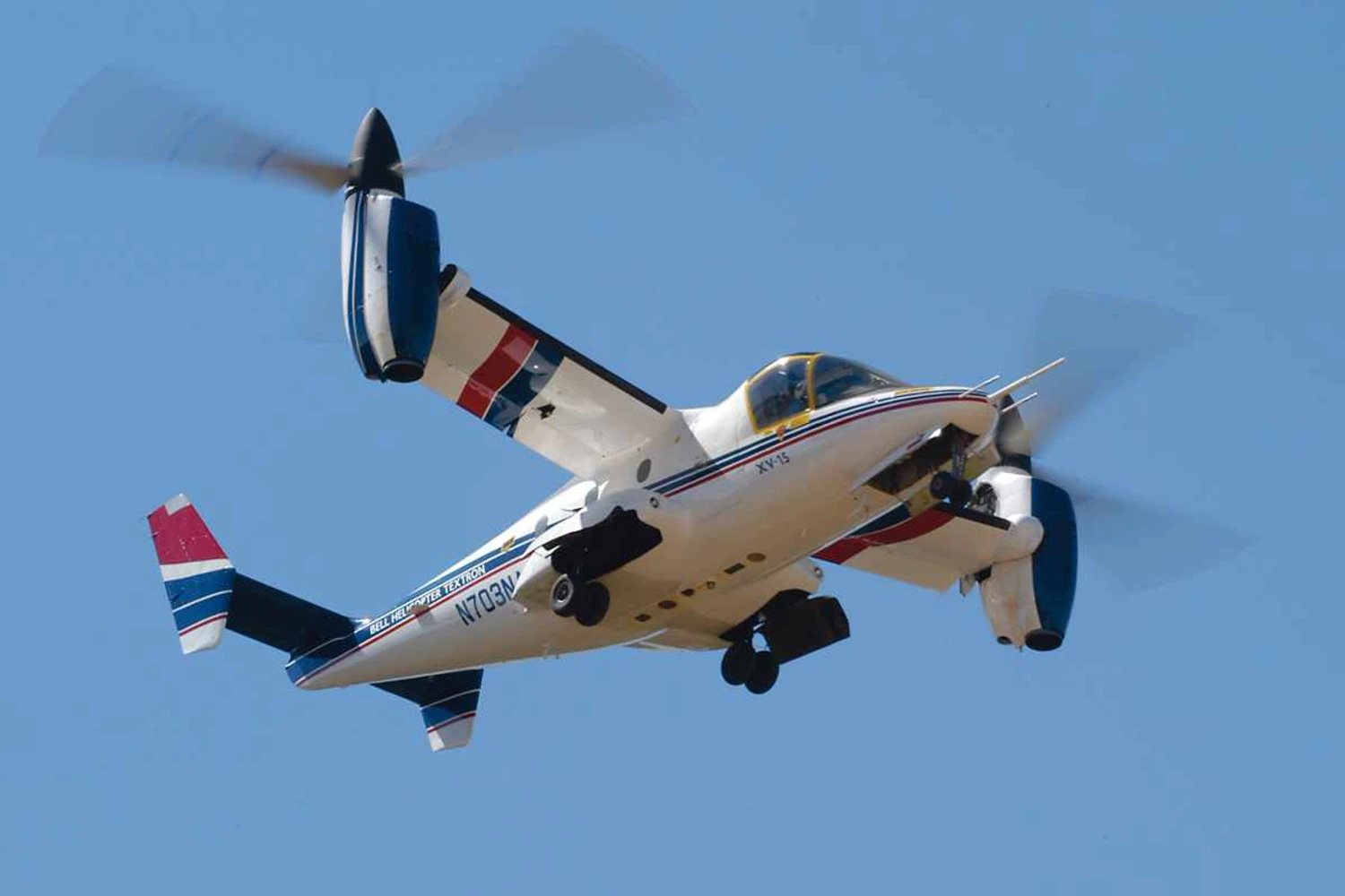 O bem-sucedido Bell XV-15 motivou a empresa a investir nos tiltrotores