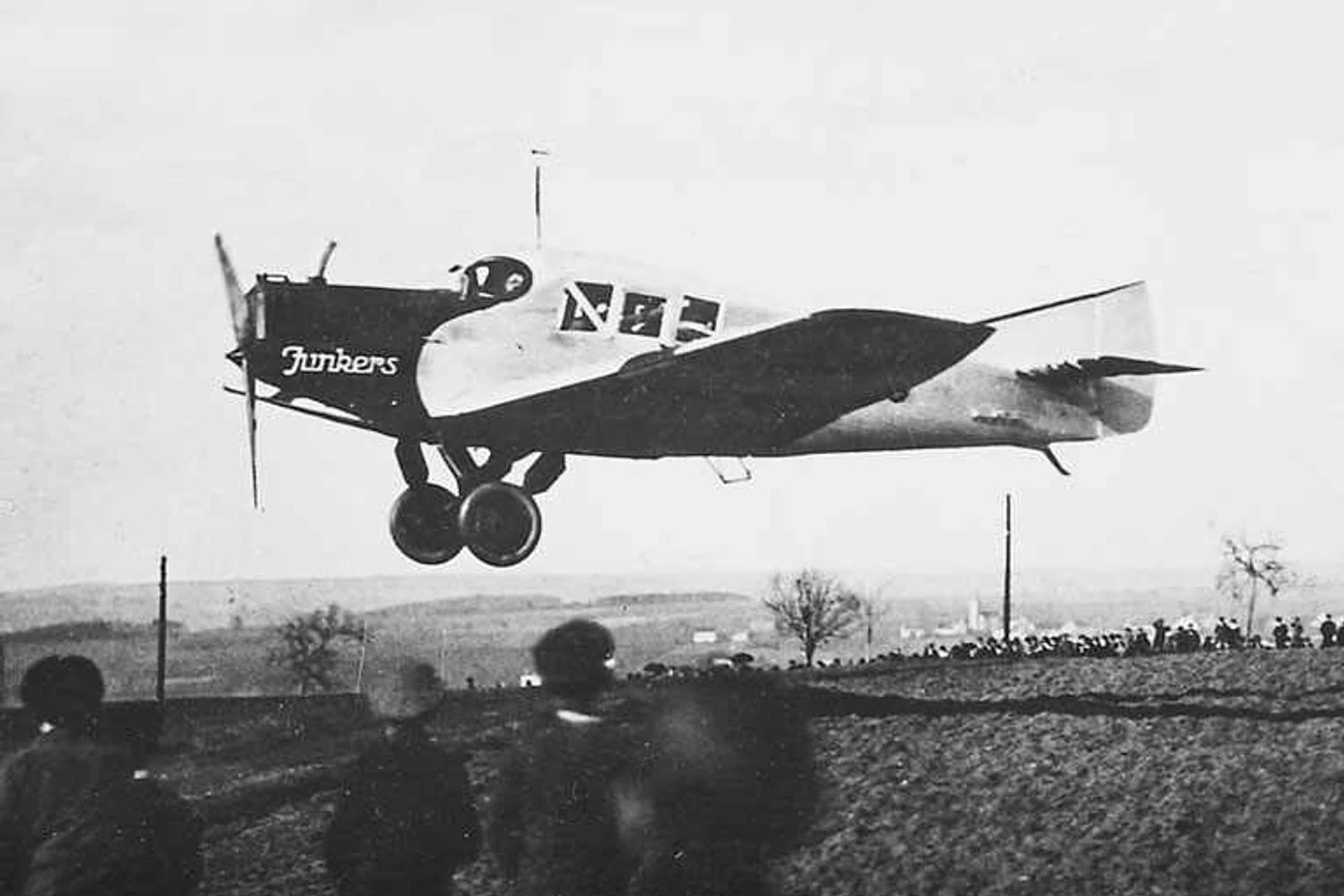 O Junkers F13 foi o primeiro avião construído inteiramente com metal (Domínio Público)