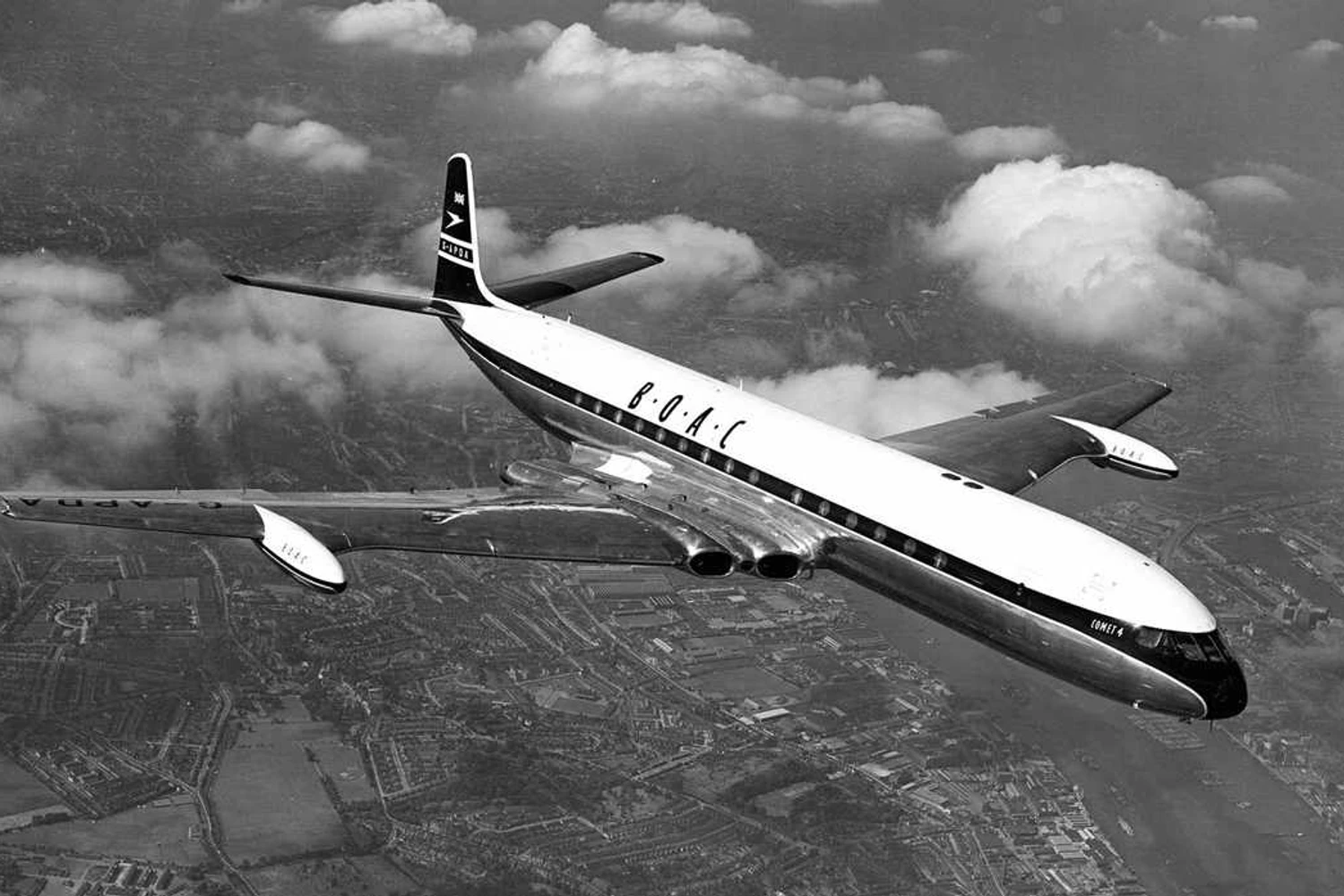 Primeiro jato comercial, o Comet podia transportar até 85 passageiros; a autonomia beirava os 4.000 km (Domínio Público)