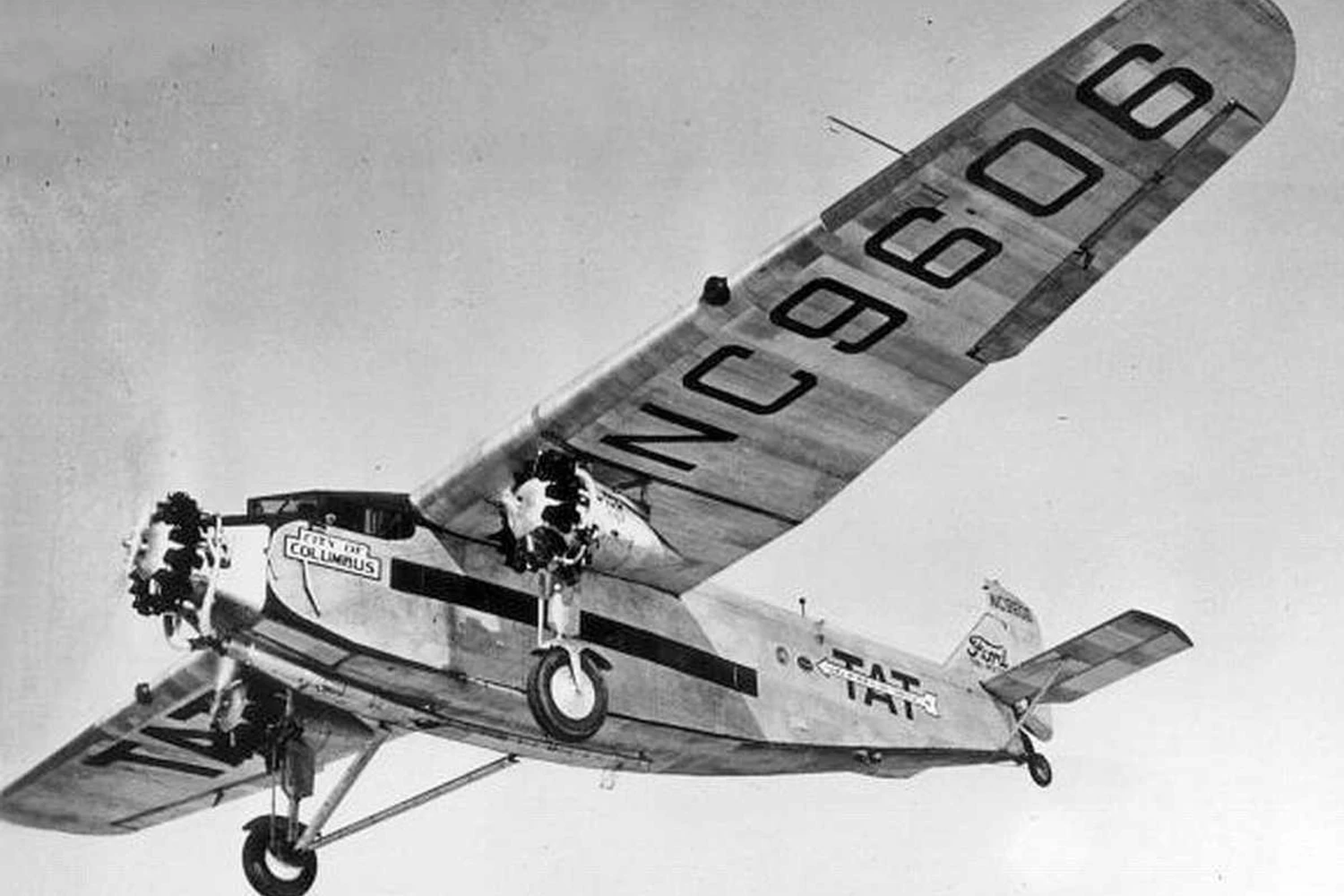 Devagar e sempre: o Ford Trimotor voava a 5.000 metros de altitude a 170 km/h (Domínio Público)