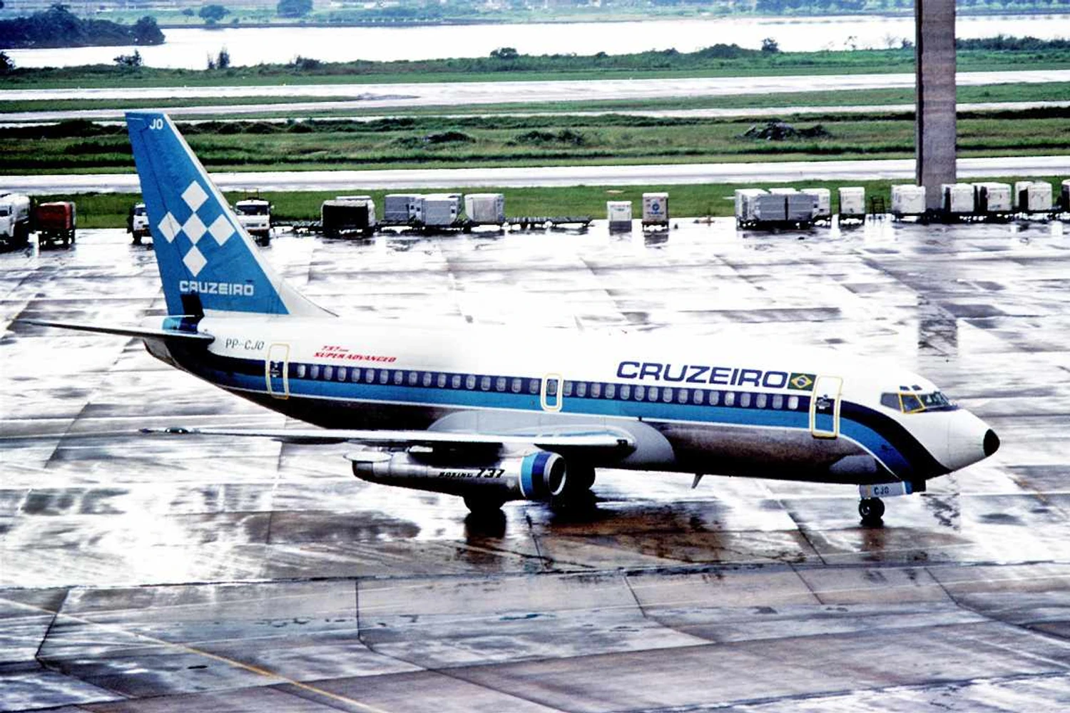 A Cruzeiro teve seis 737-200 (Aeroicarus)