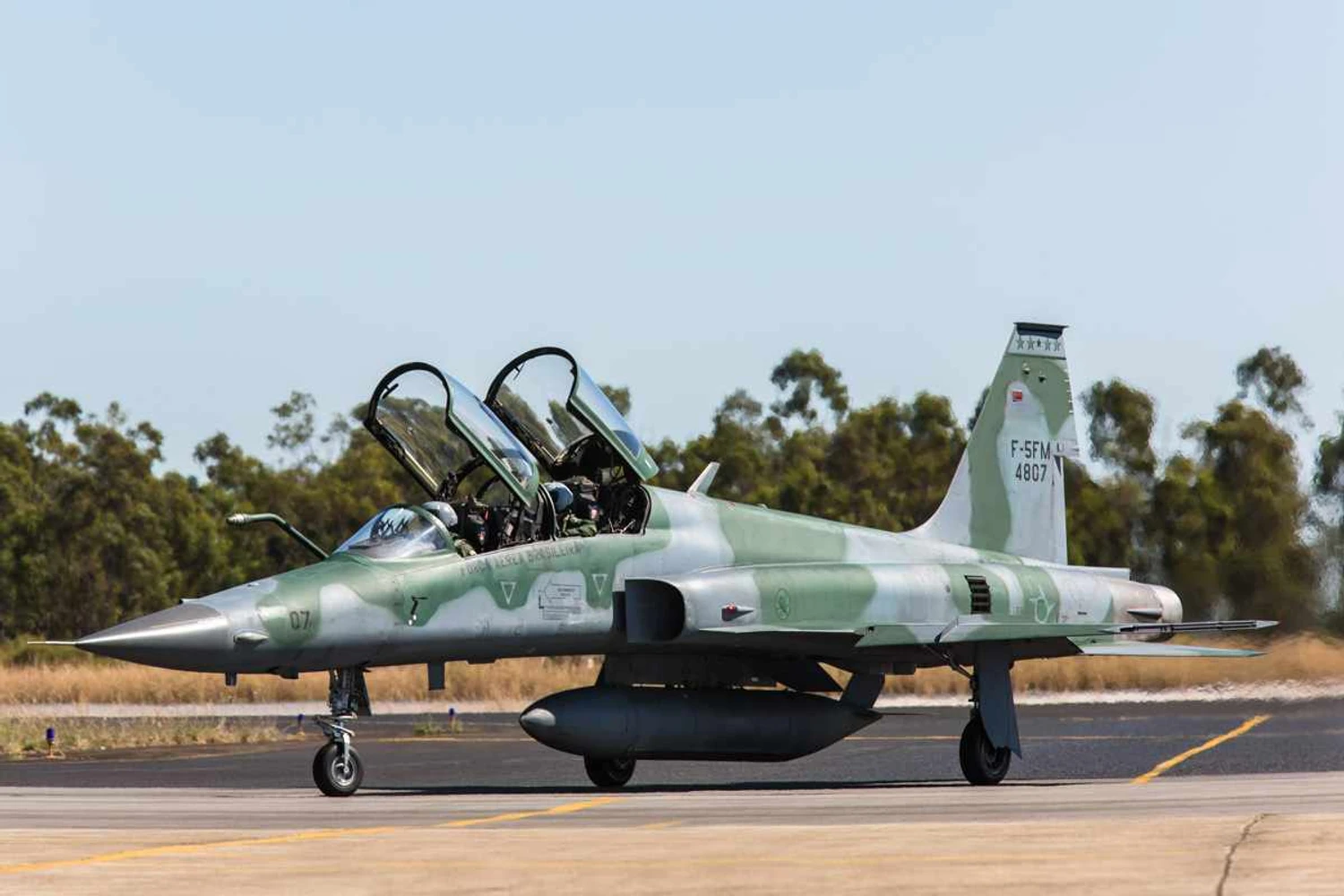 A versão de dois lugares do F-5 modernizado (FAB)