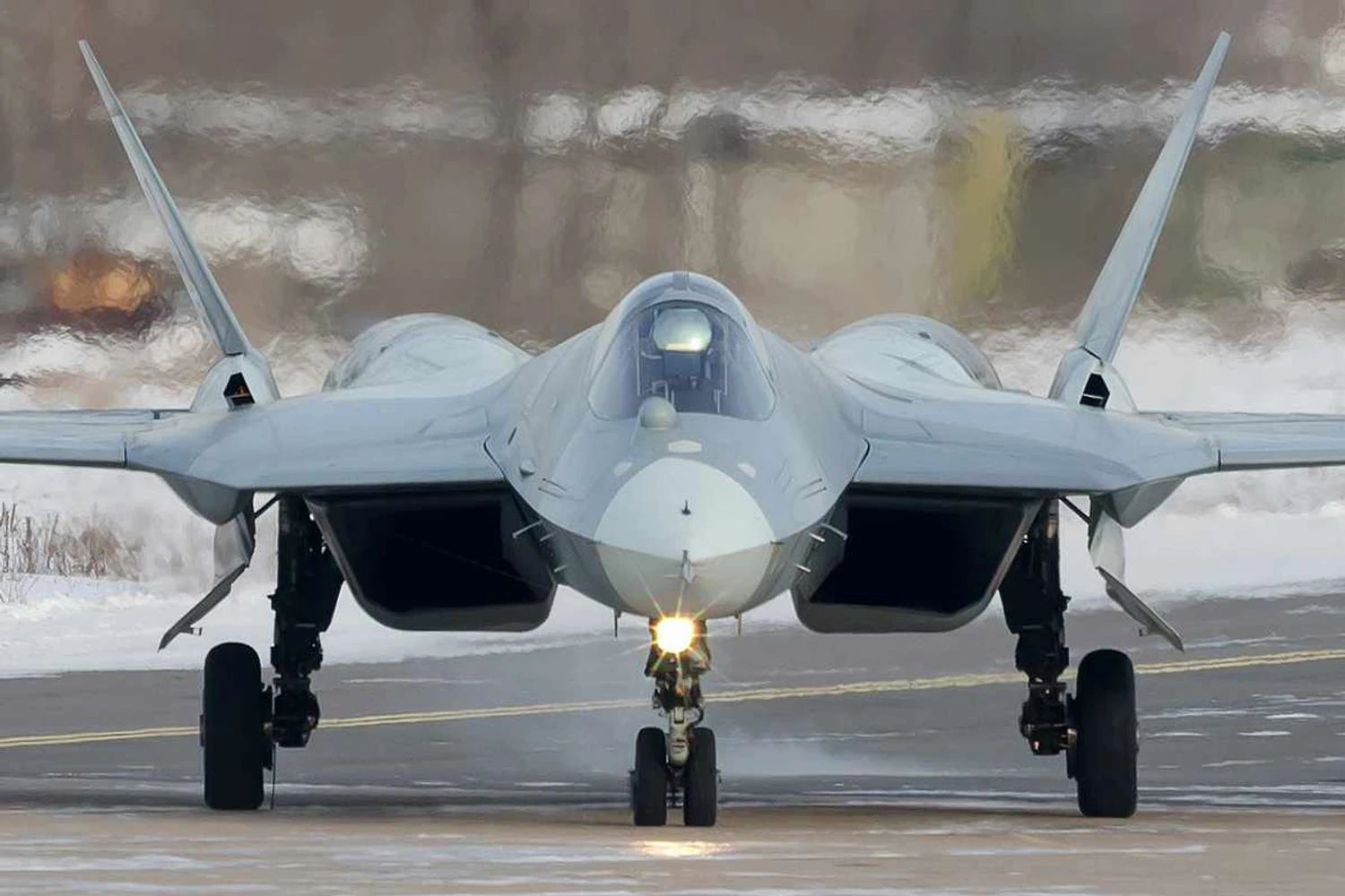Rússia pode ter usado o novo caça Su-57 em ações na Ucrânia, diz Reino Unido