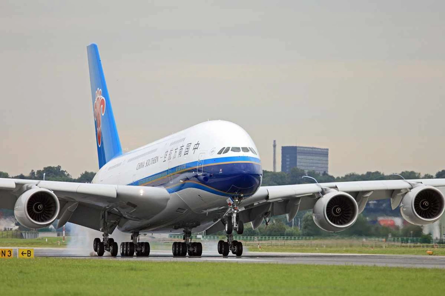 Quatro companhias já aterraram seus Airbus A380 devido ao coronavírus