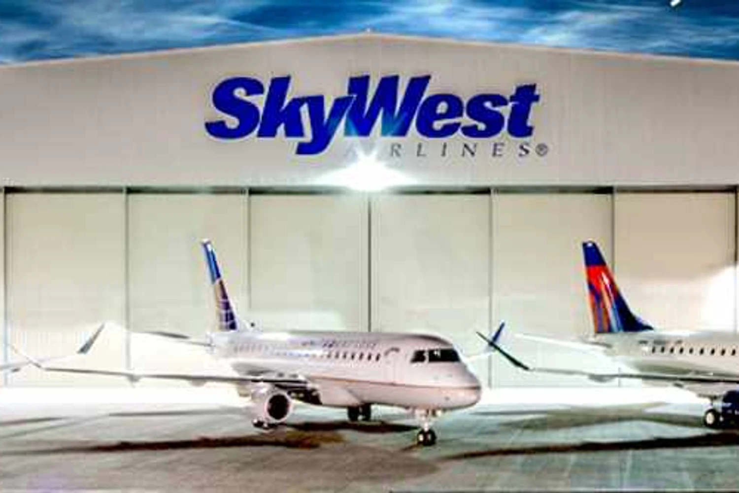 Os E175 da SkyWest voam com as cores da Delta, American Airlines e Alaska Airlines (Divulga&ccedil;&atilde;o)