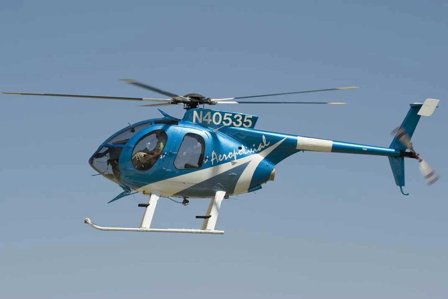 O MD 500 é um helicóptero popular no segmento civil nos EUA (McDonnell Douglas)