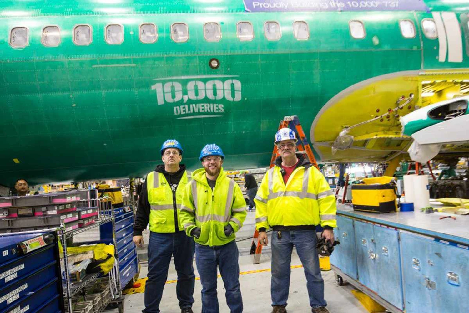 Funcionários da Boeing já marcam o momento histórico