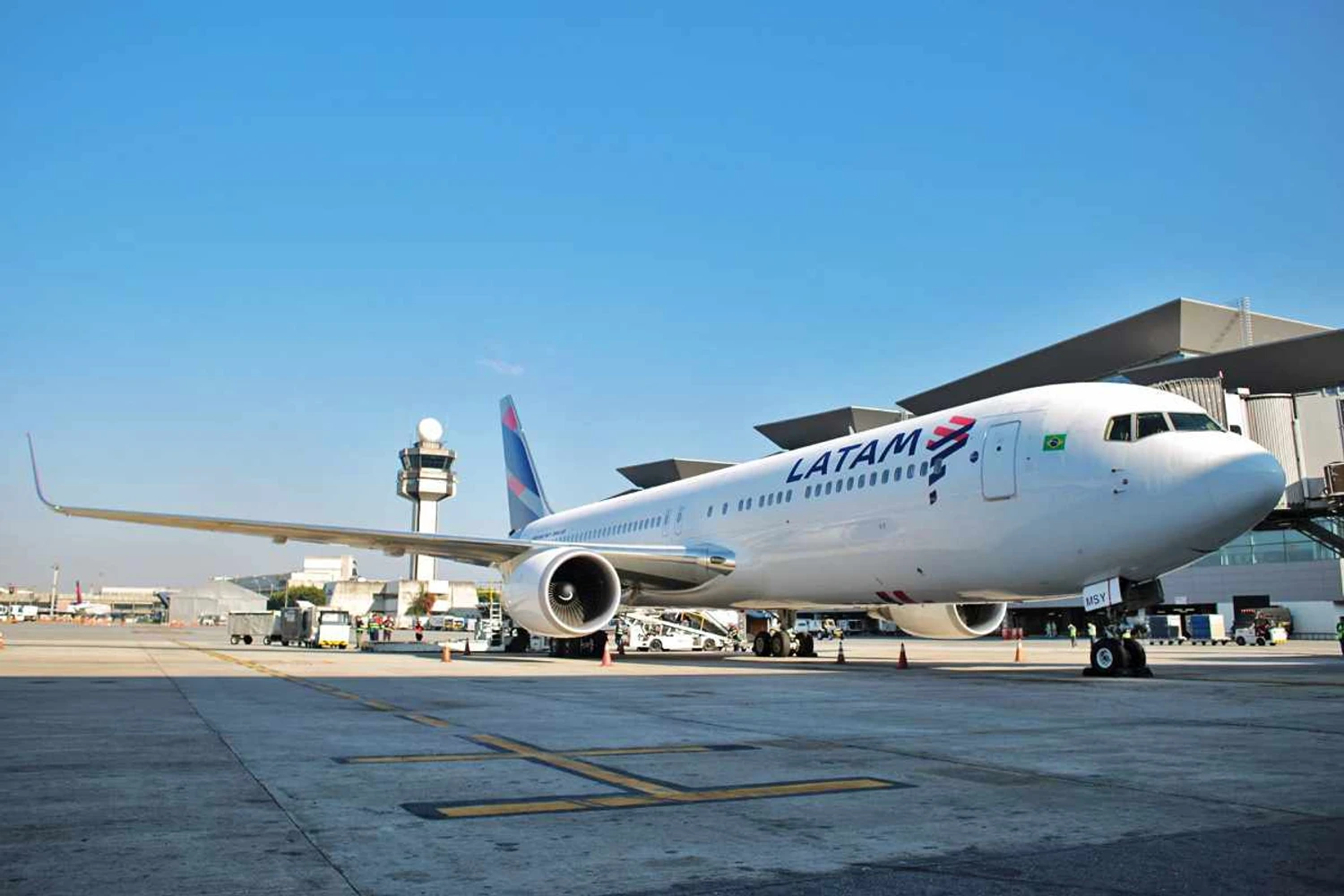 O 767-300ER é o avião escolhido pela LATAM para a rota para Roma (Márcio Jumpei)