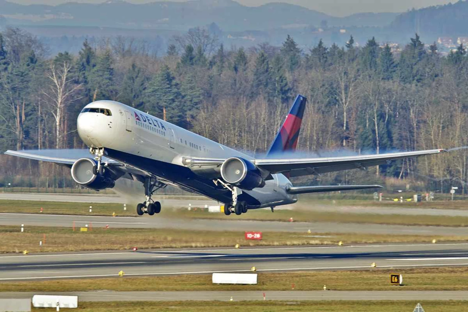 Boeing 767-300ER da Delta (Aero-Icarus/Wikimedia)