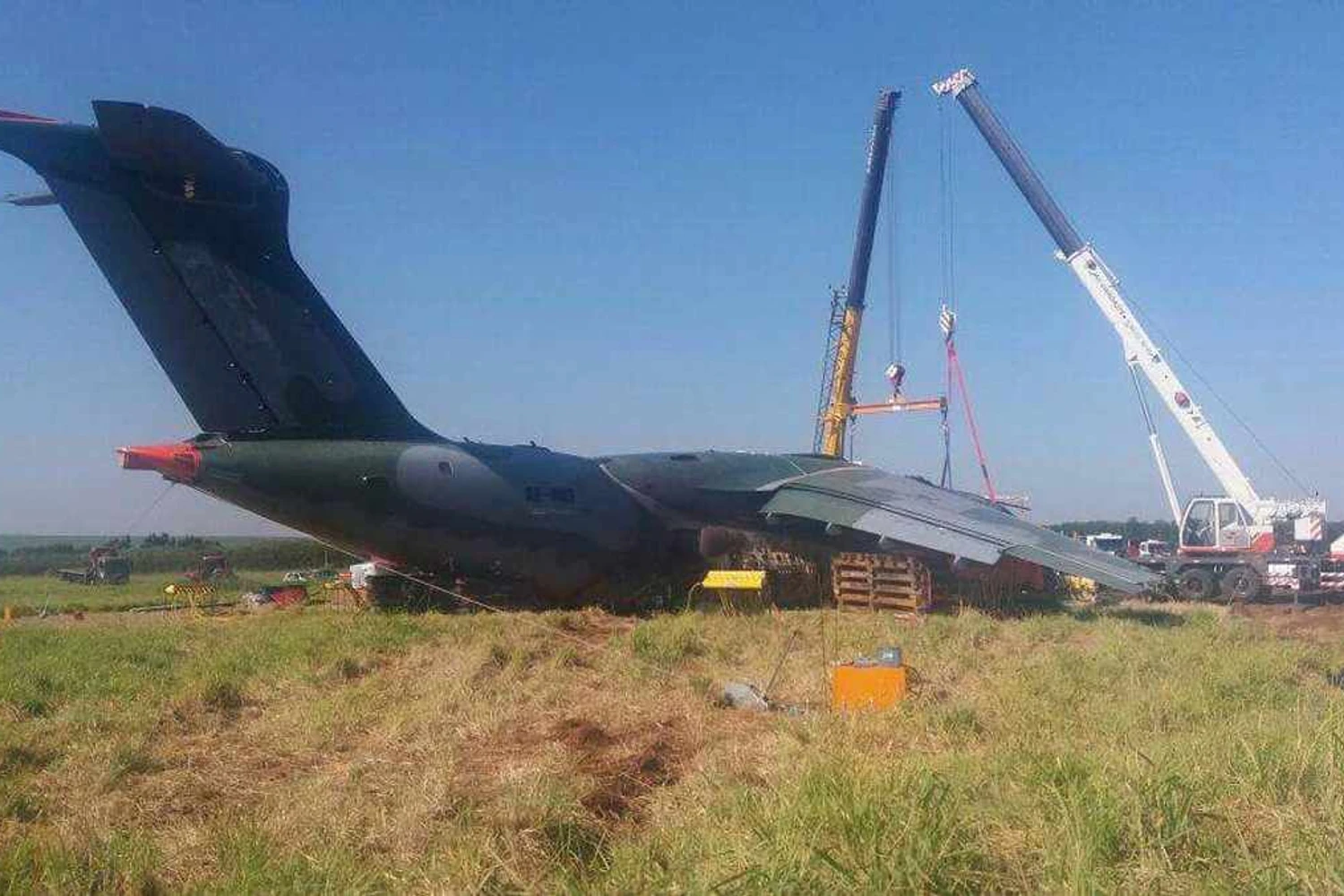 Embraer confirma “danos extensos” em protótipo do KC-390 após incidente