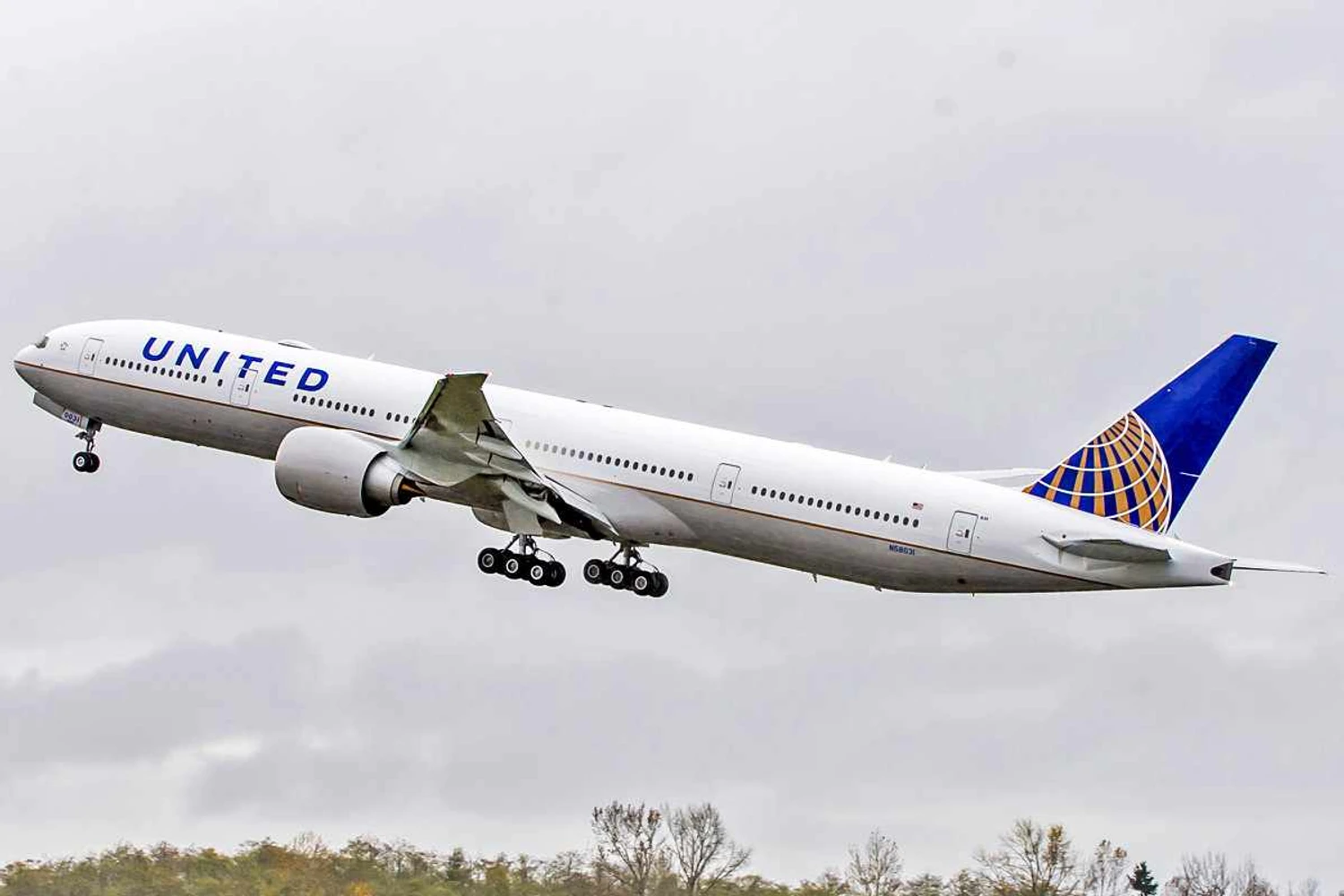 Boeing 777 supera 747 e torna-se o widebody mais popular da história