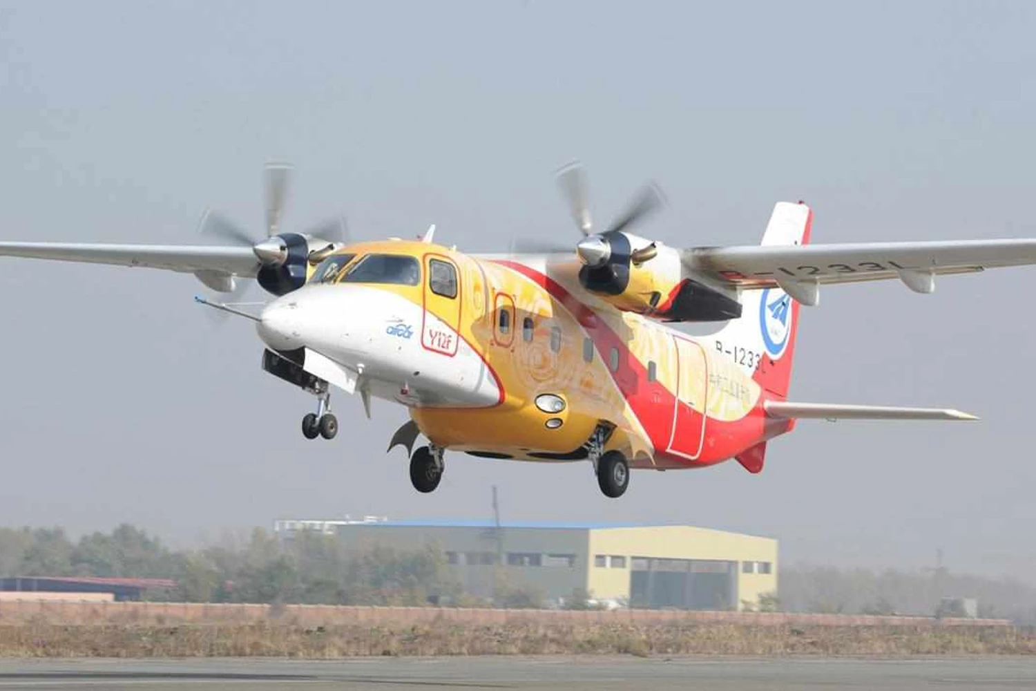 Perto de ser certificado no Brasil, turboélice chinês Y-12 é homologado na Europa